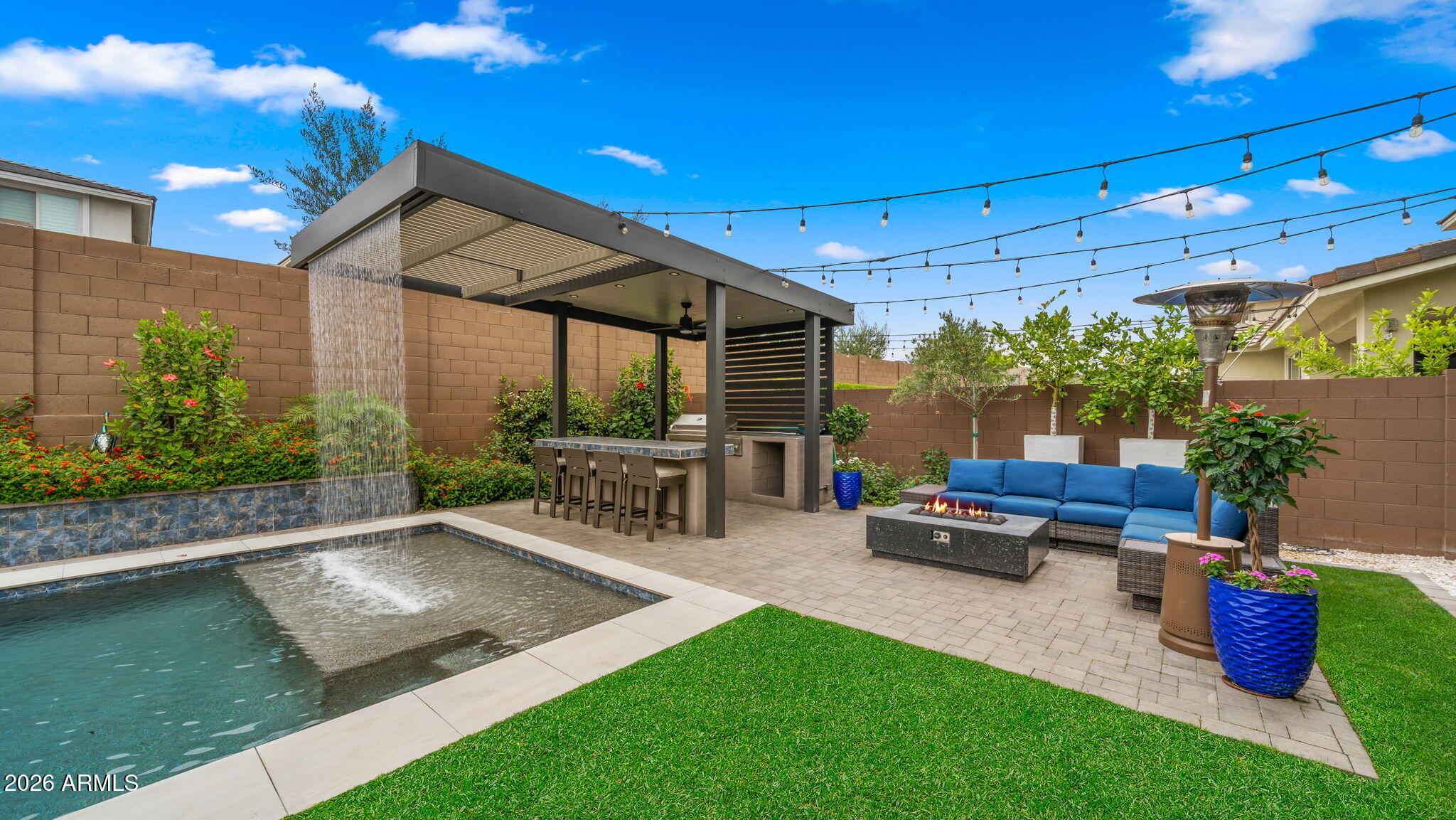 5946 E ABRAHAM Lane