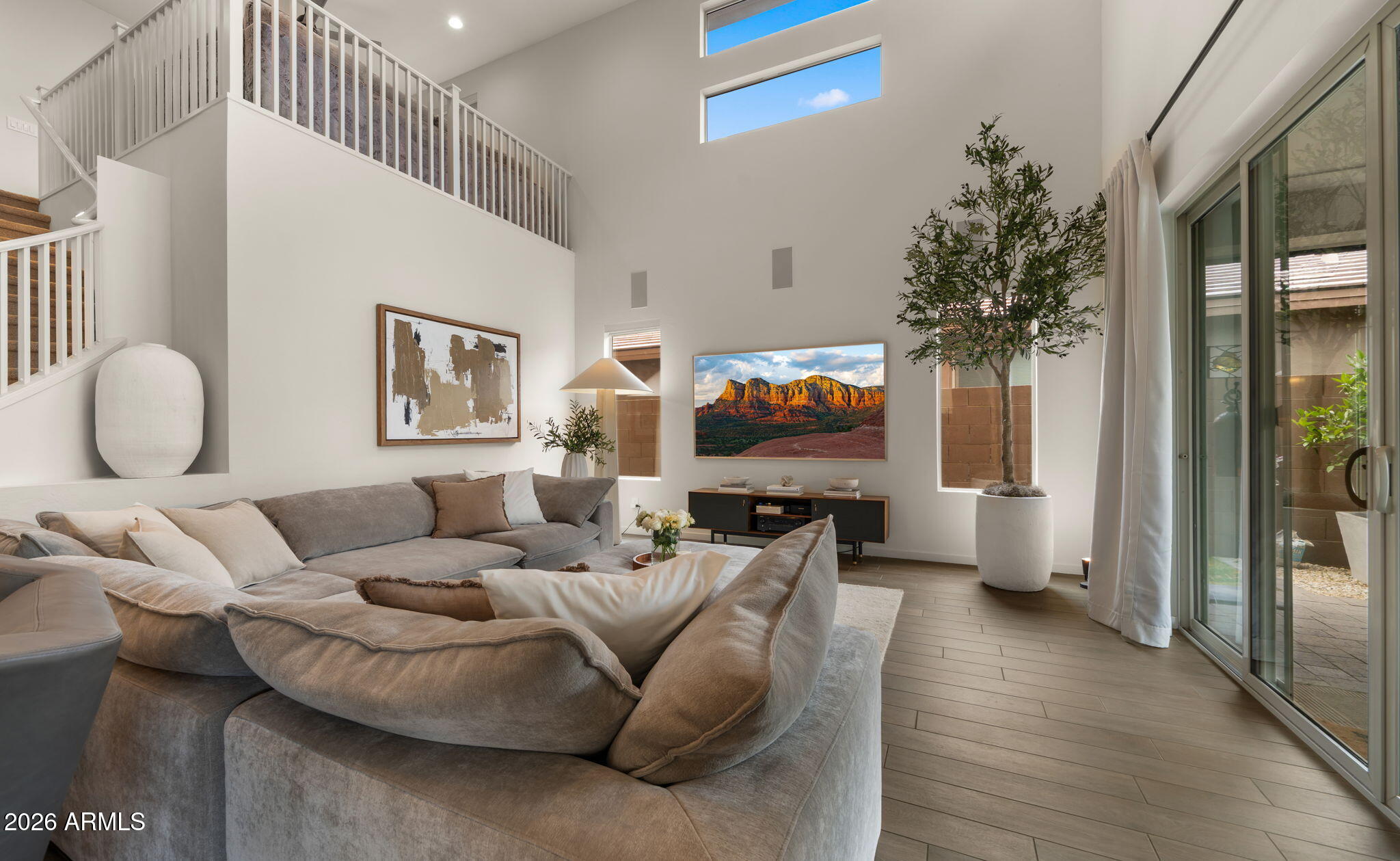5946 E ABRAHAM Lane
