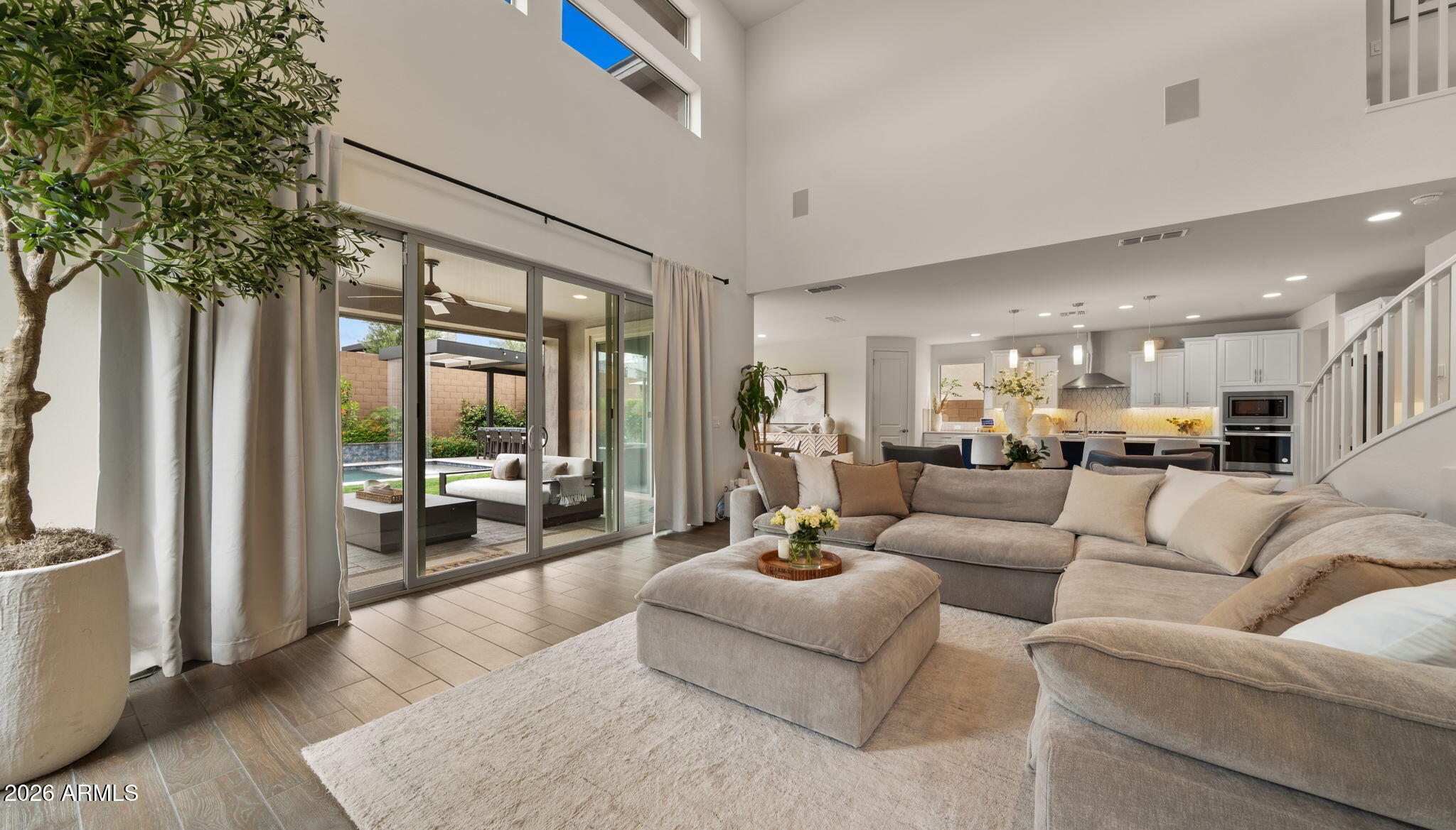 5946 E ABRAHAM Lane