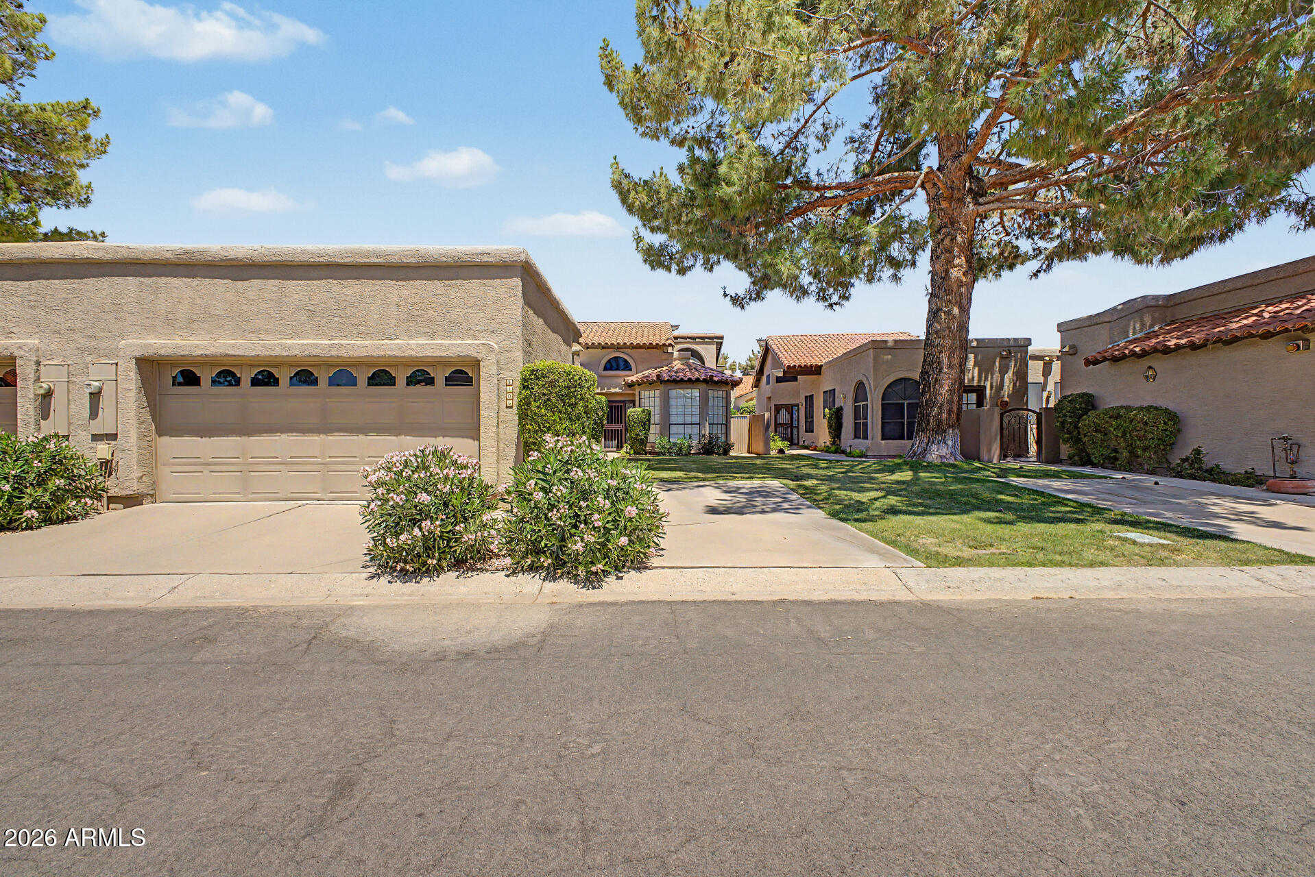 4106 E SUNNYSIDE Drive