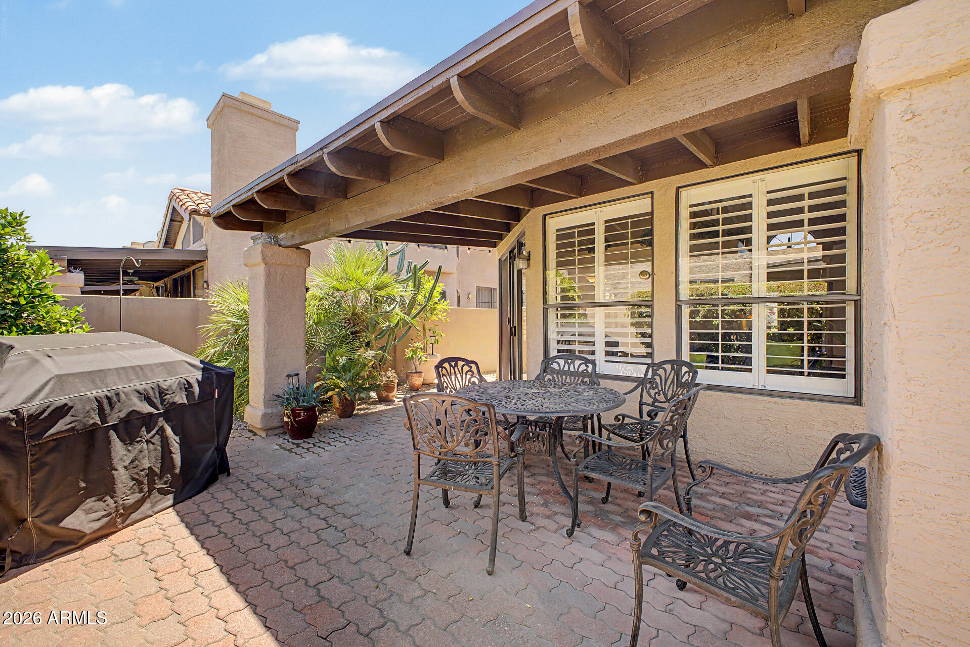 4106 E SUNNYSIDE Drive