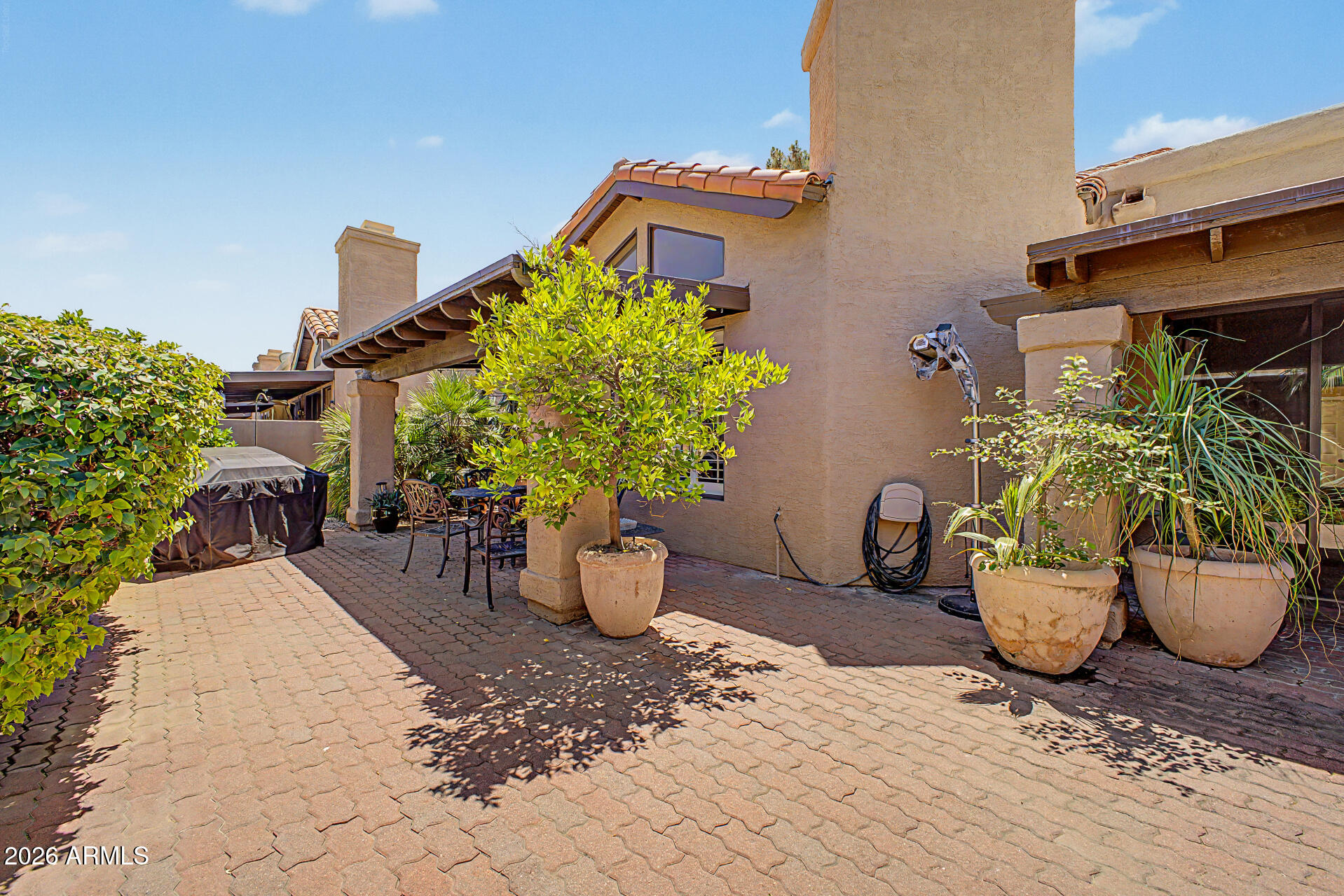 4106 E SUNNYSIDE Drive