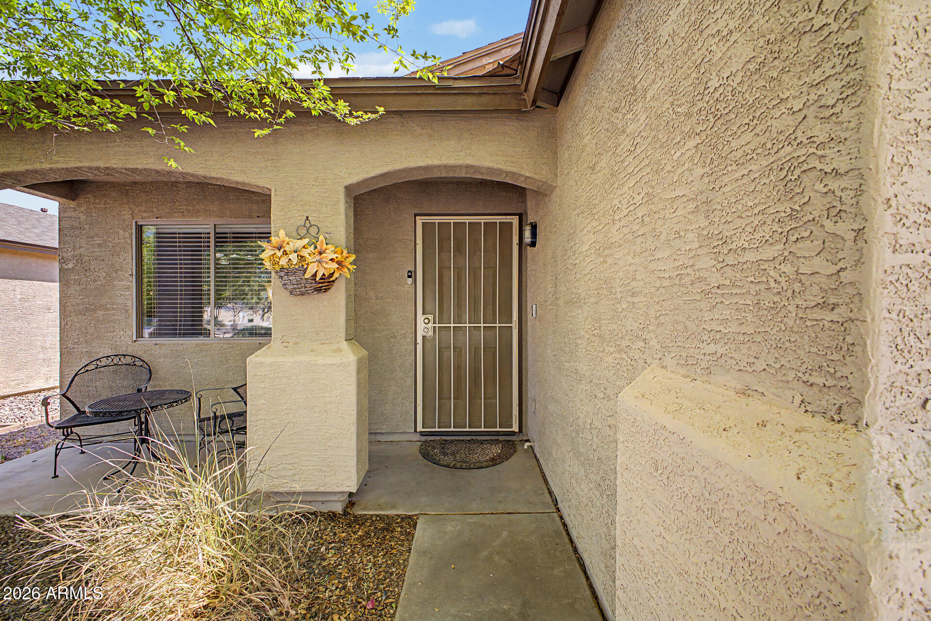1085 E DESERT ROSE Trail