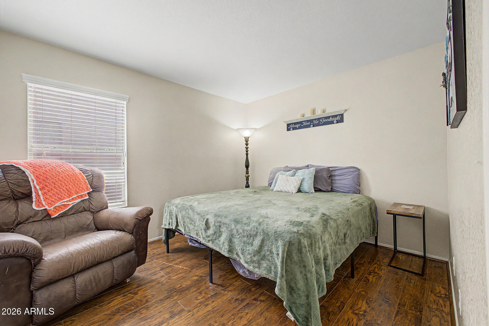 1085 E DESERT ROSE Trail