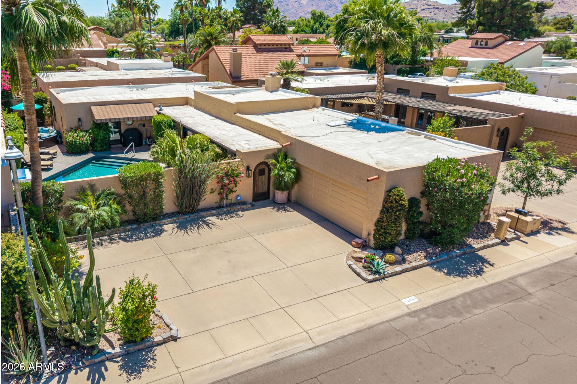 7241 E MAVERICK Road