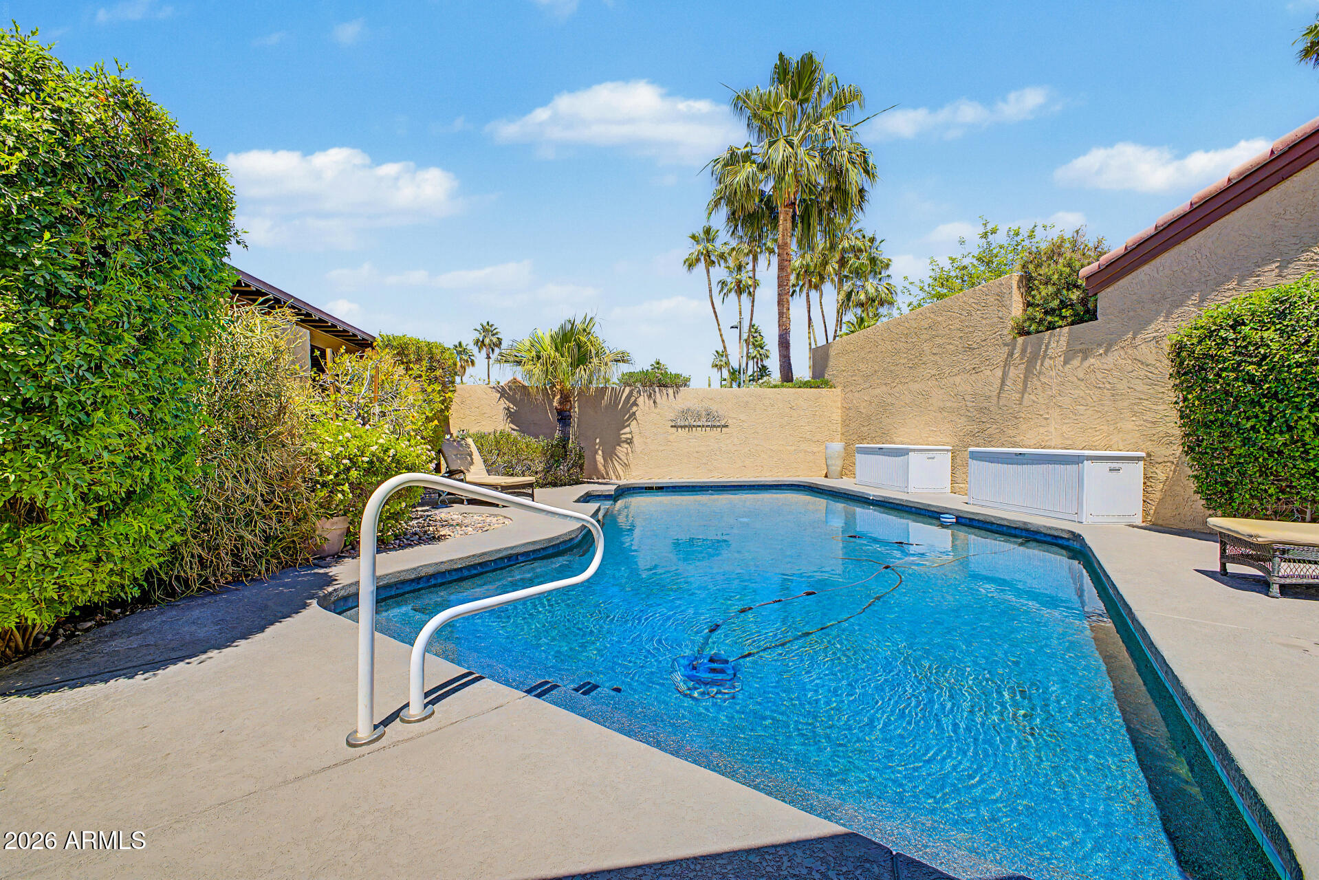 7241 E MAVERICK Road
