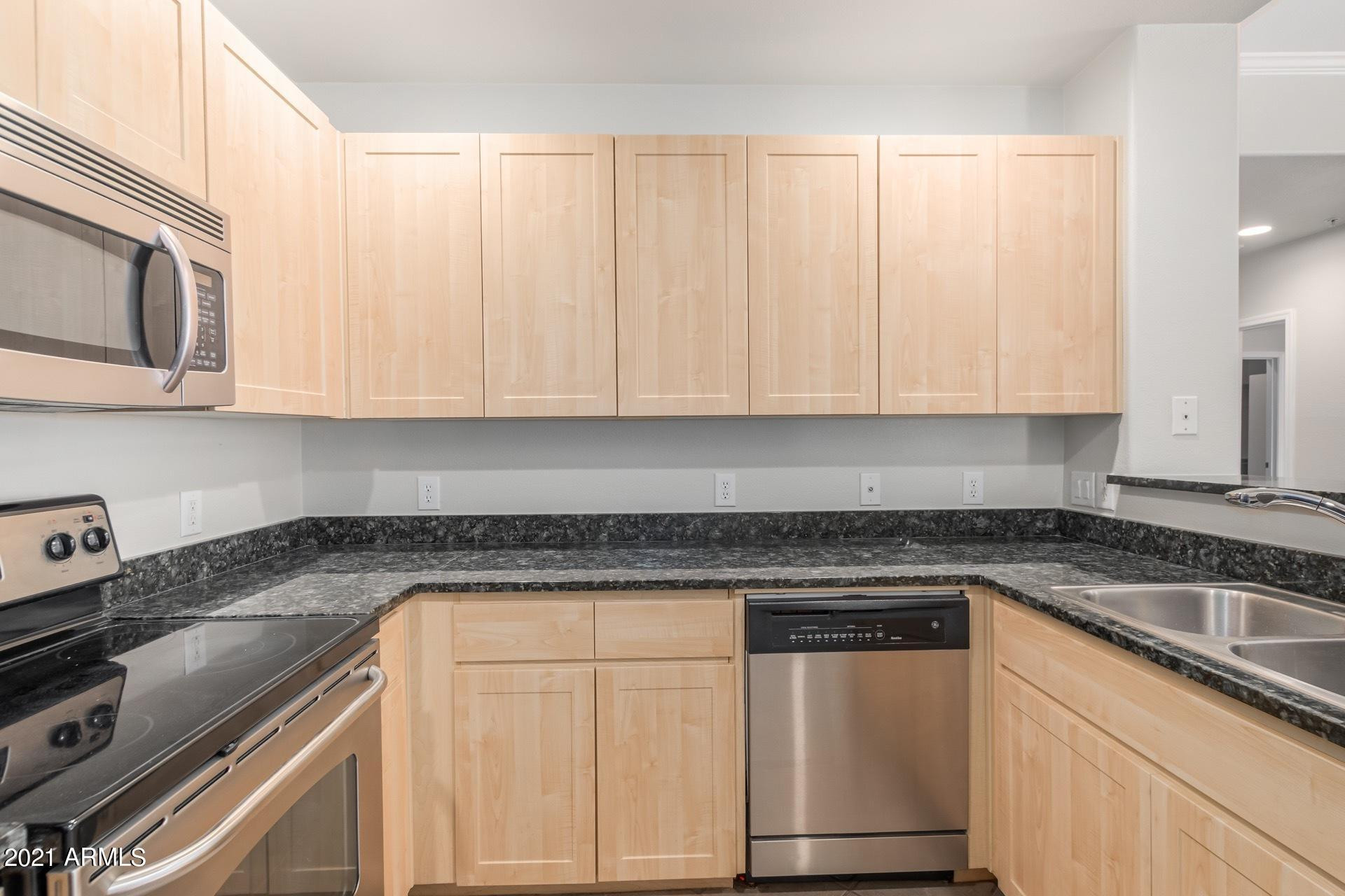11640 N Tatum Boulevard Unit 1096