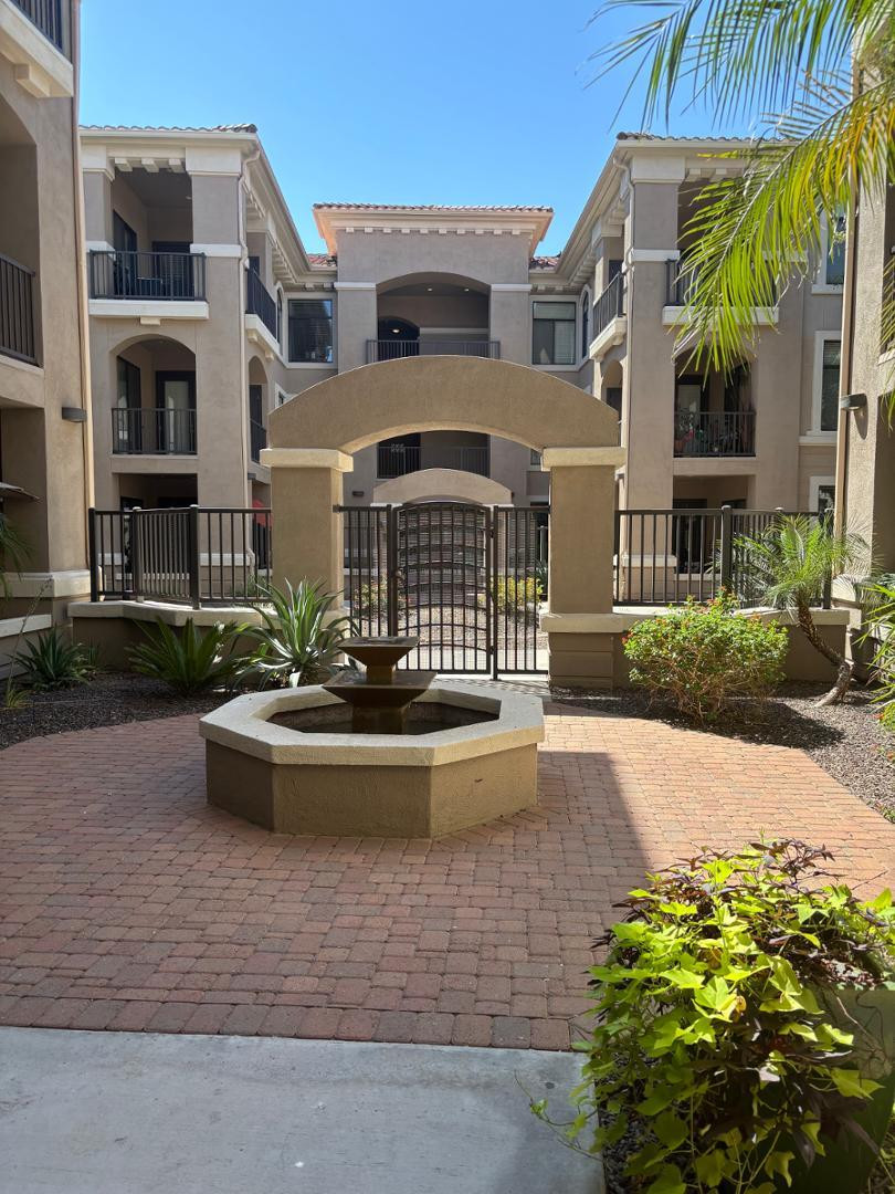 11640 N Tatum Boulevard Unit 1096