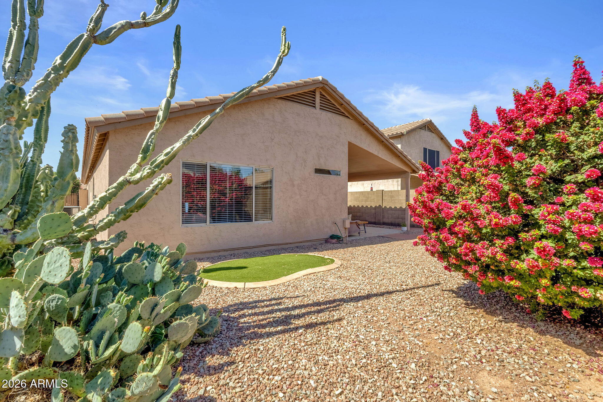 1216 W PINON Avenue