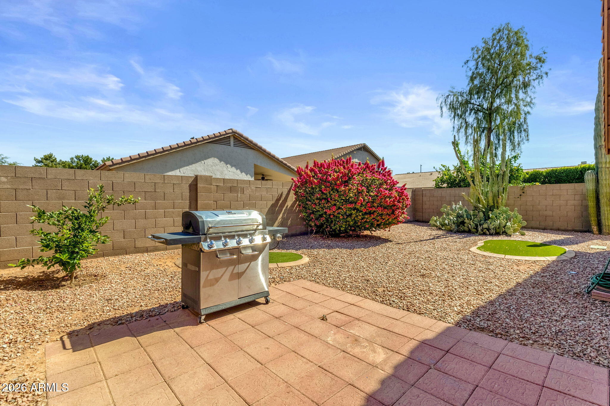 1216 W PINON Avenue