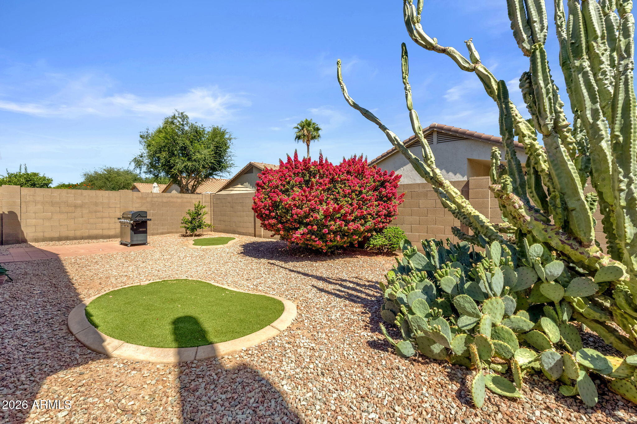 1216 W PINON Avenue