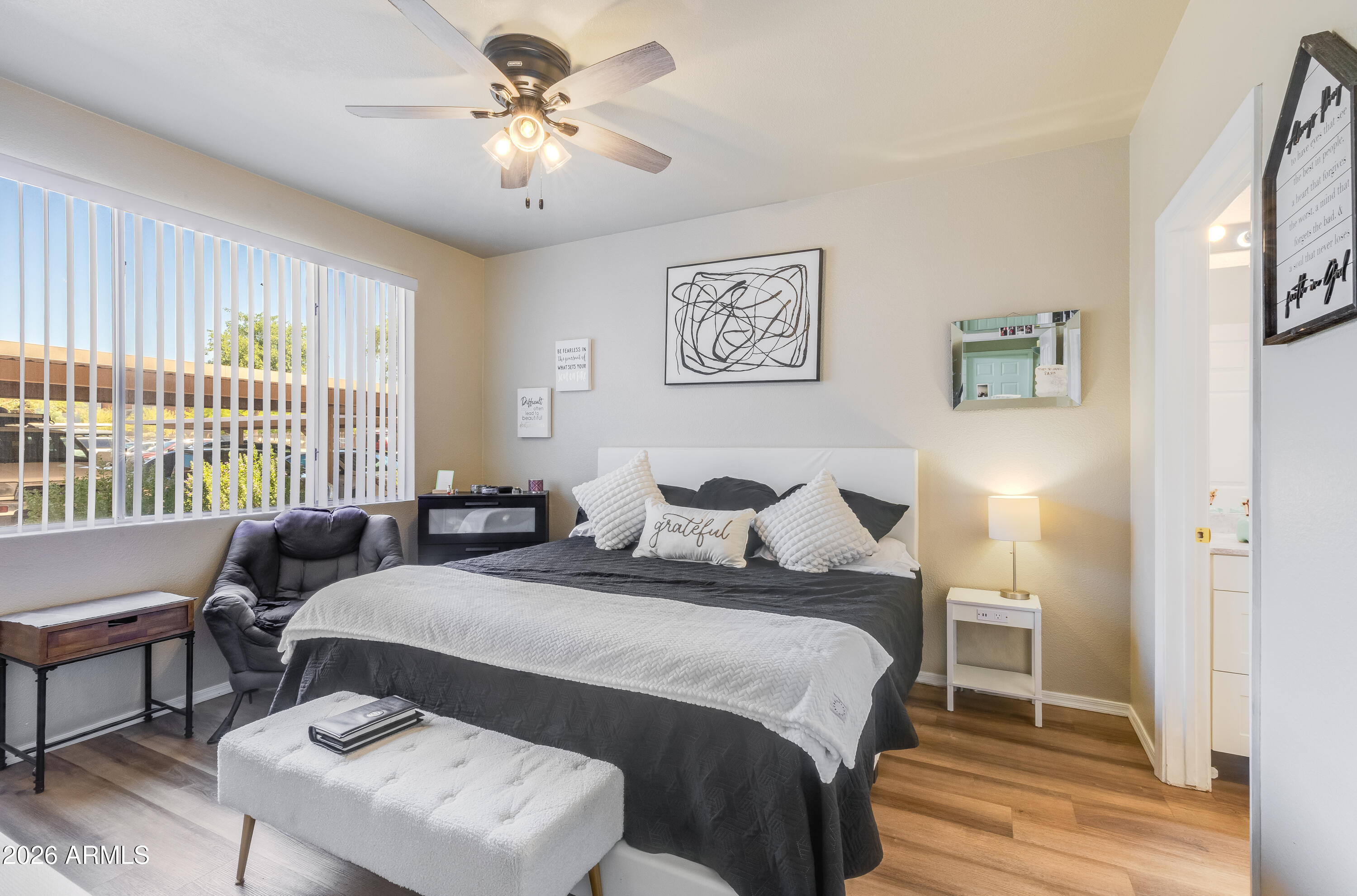 5401 E VAN BUREN Street 1089