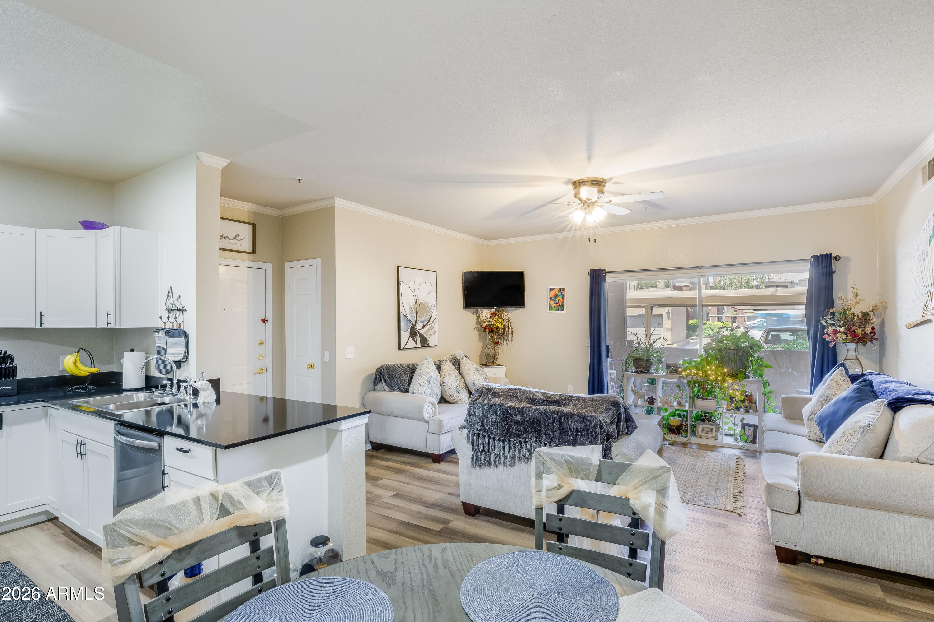 5401 E VAN BUREN Street 1089