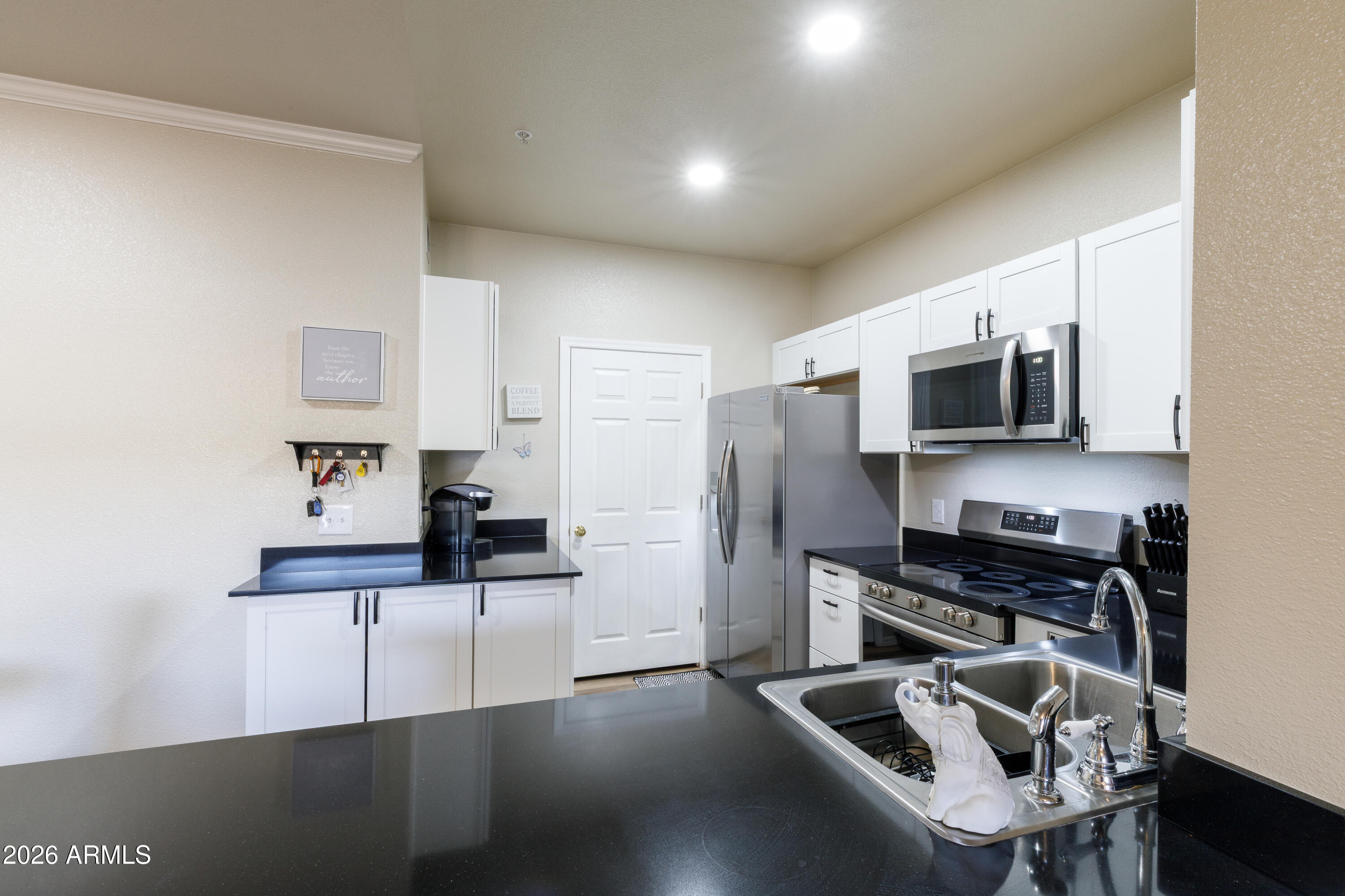 5401 E VAN BUREN Street 1089