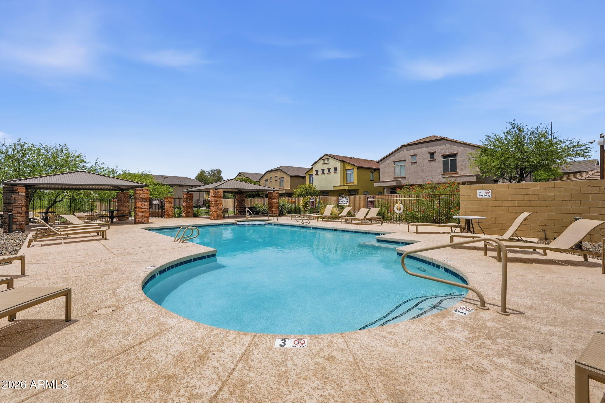 2725 E MINE CREEK Road 1013