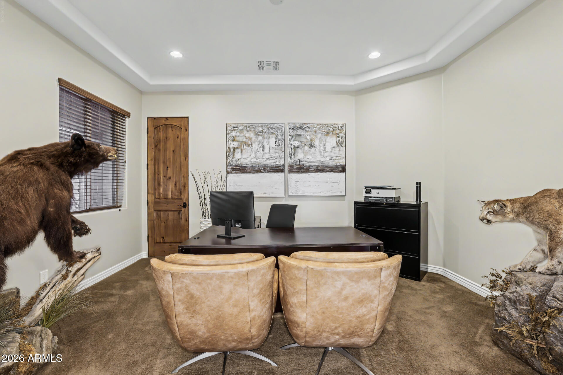 806 W DESERT RANCH Road