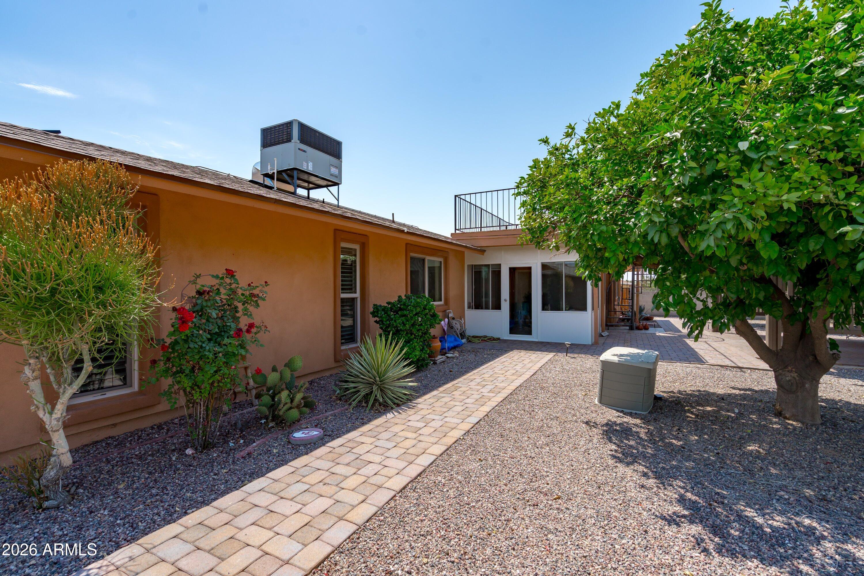 13226 W POMEGRANATE Drive