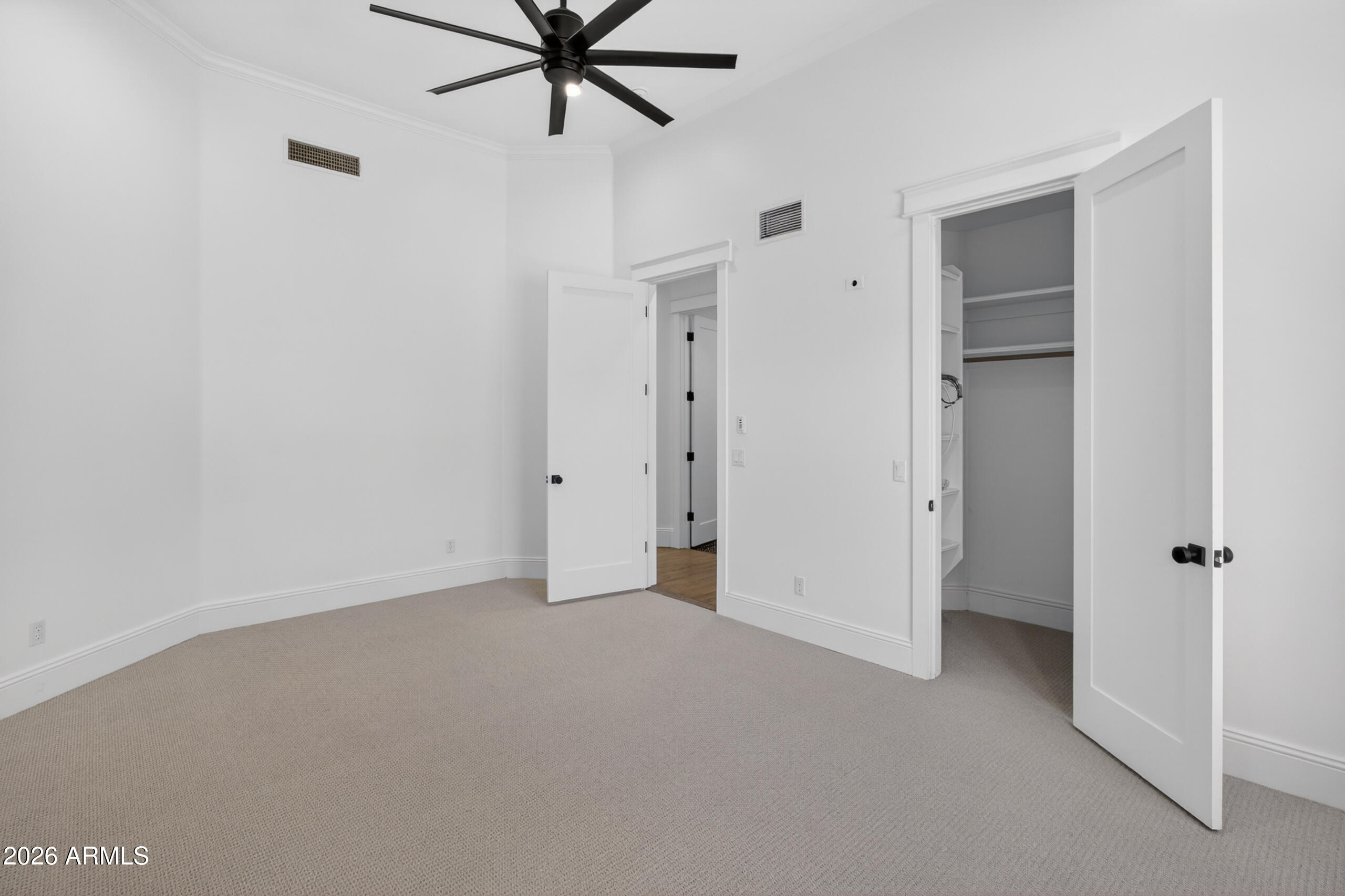 2677 E QUEEN CREEK Road