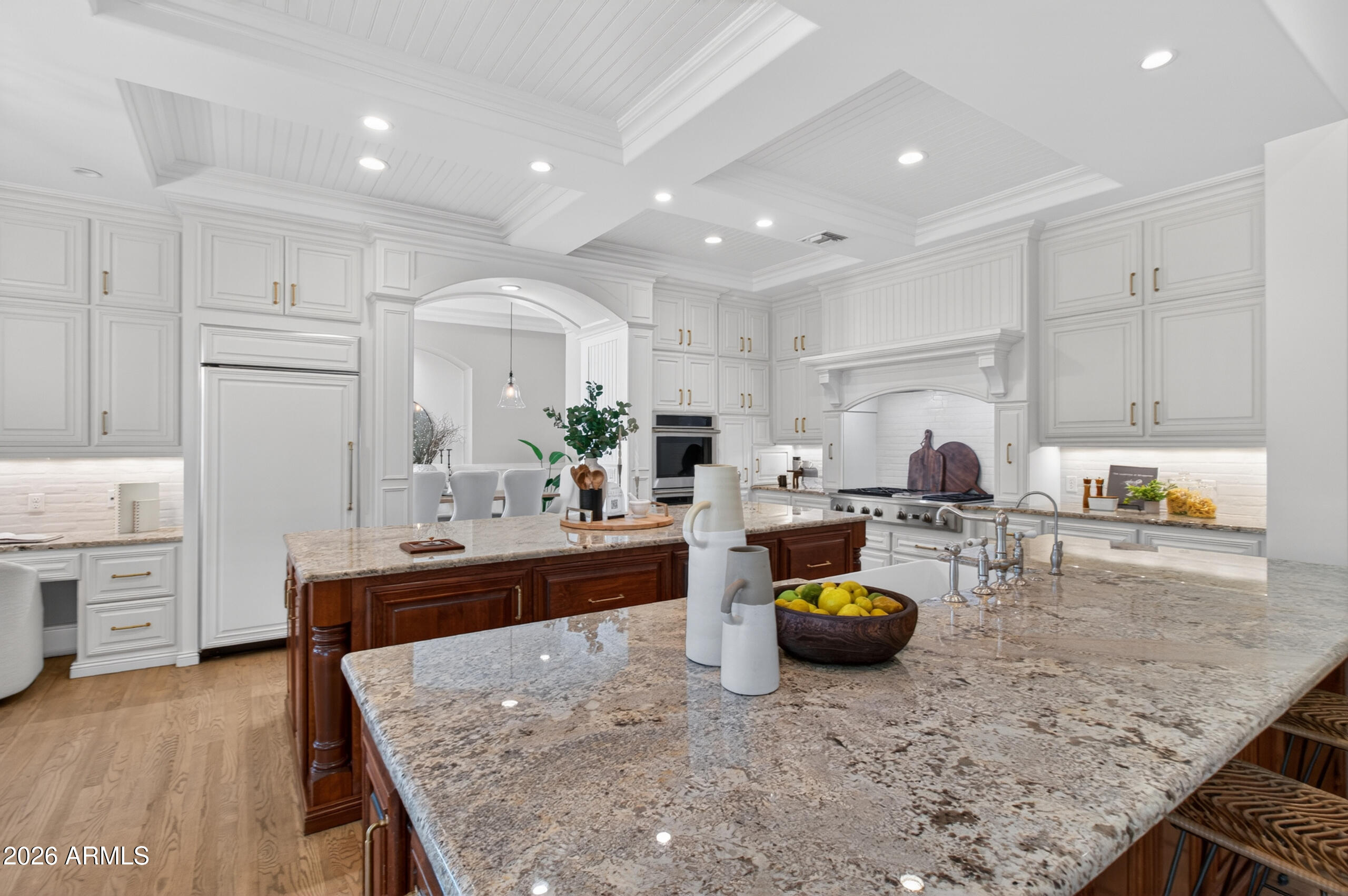 2677 E QUEEN CREEK Road