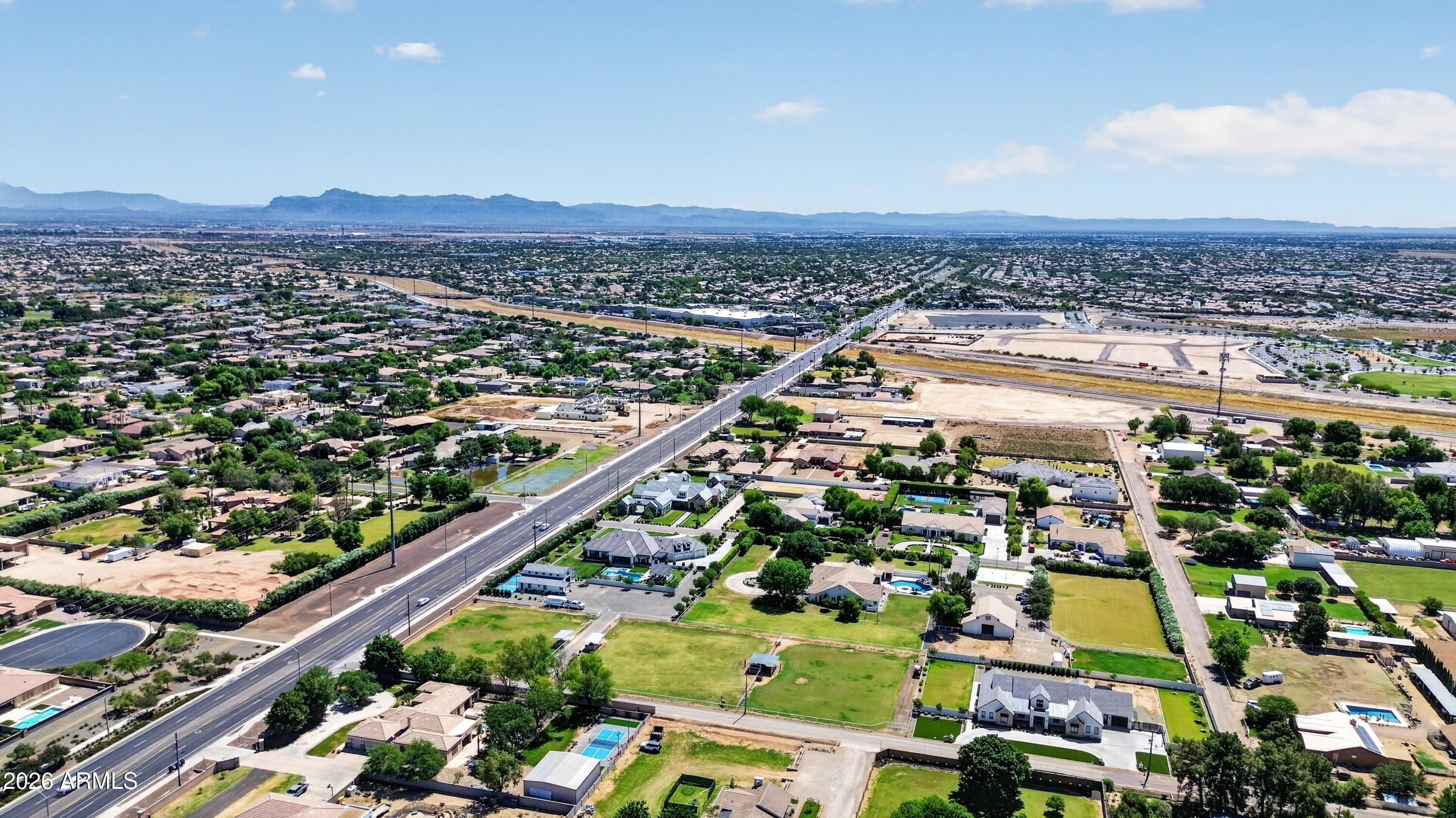 2677 E QUEEN CREEK Road
