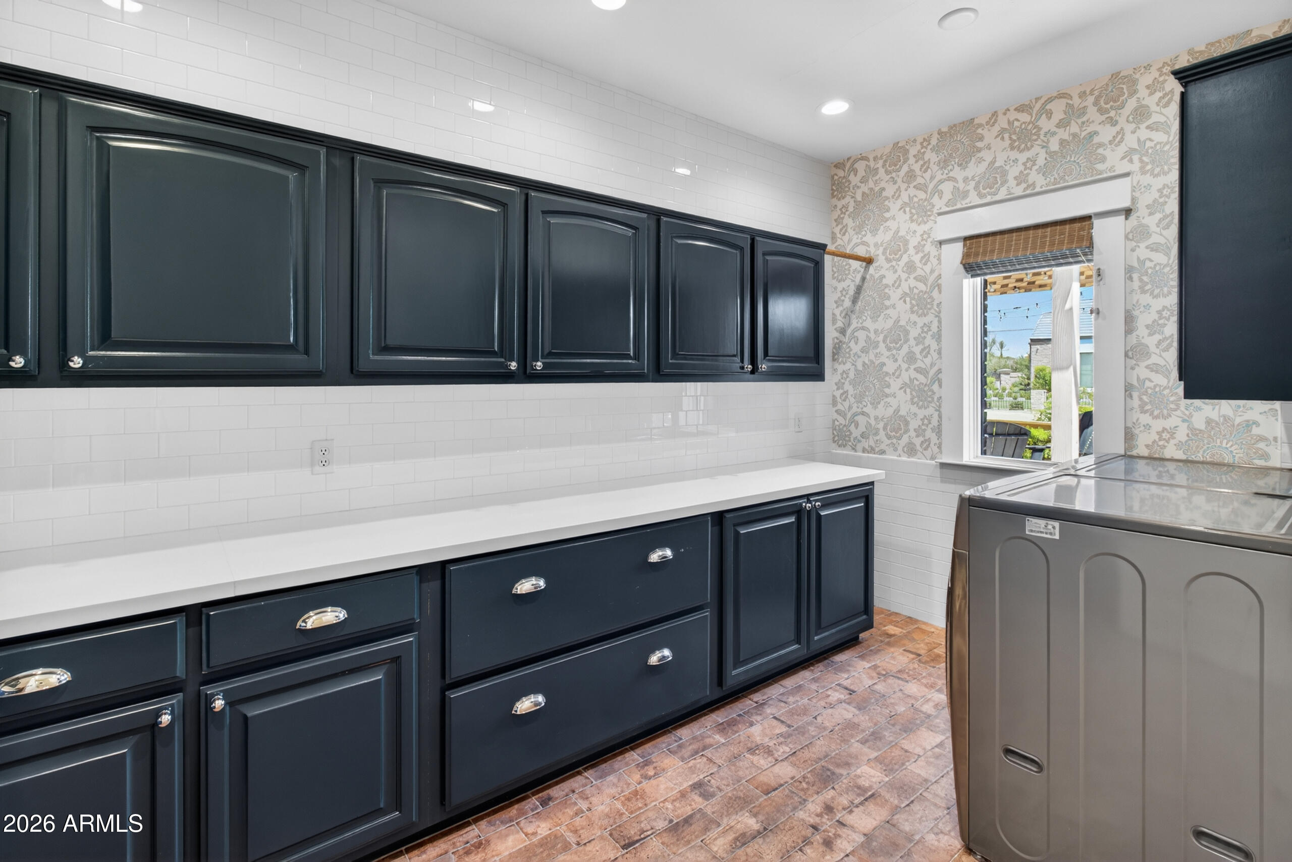 2677 E QUEEN CREEK Road