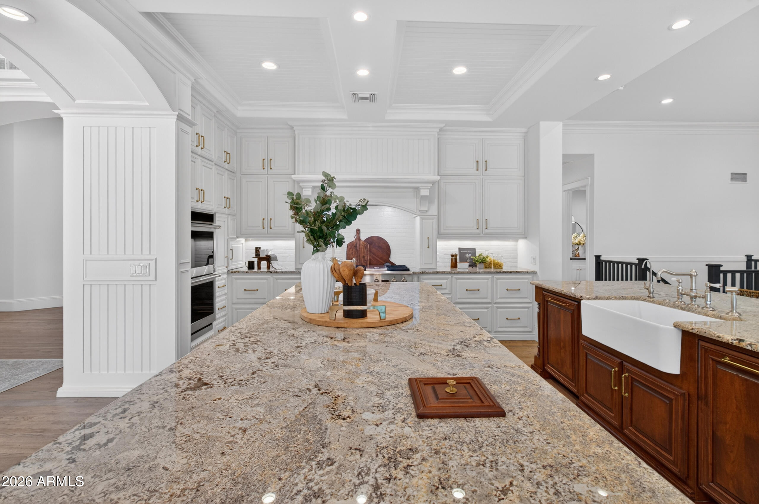 2677 E QUEEN CREEK Road