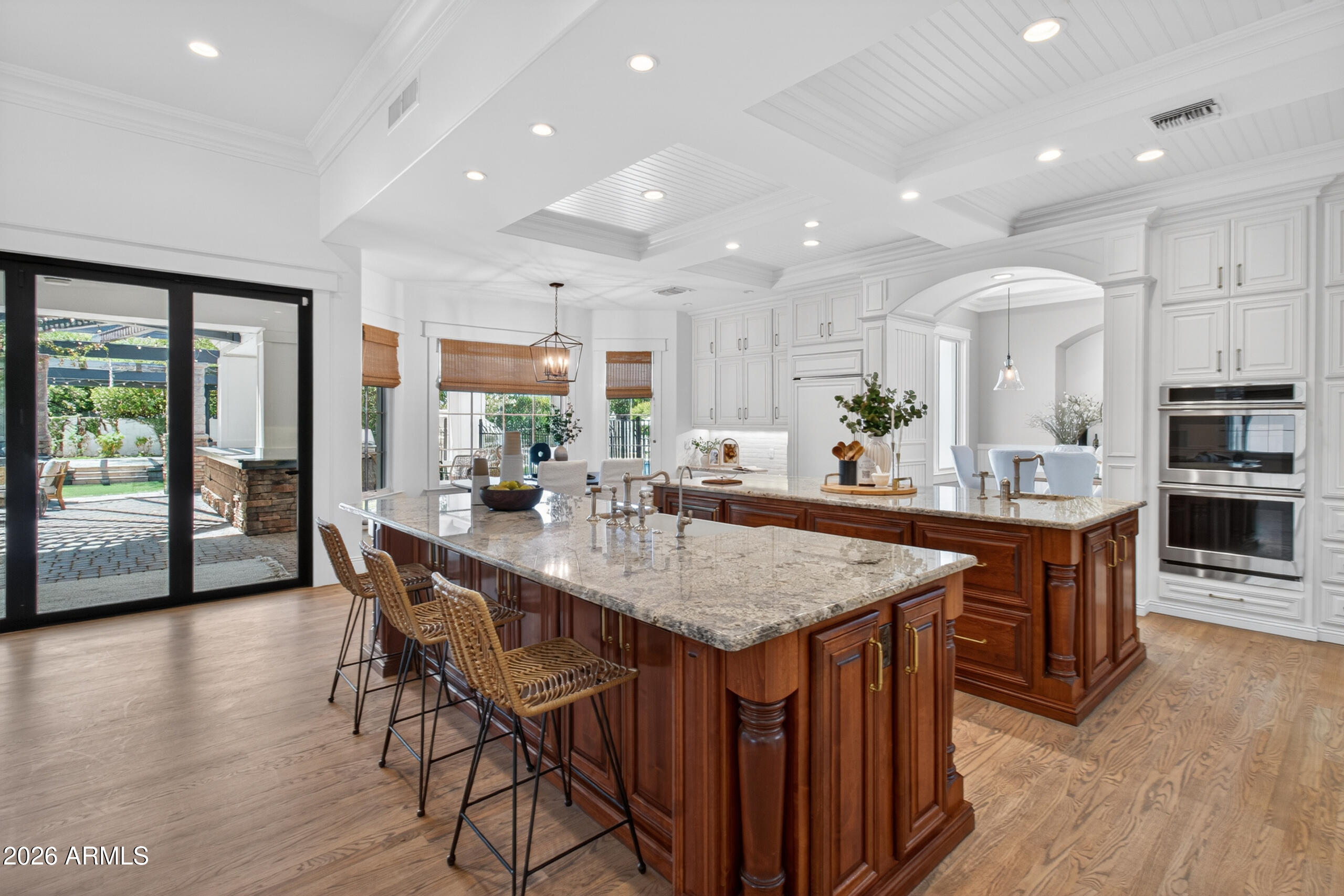 2677 E QUEEN CREEK Road