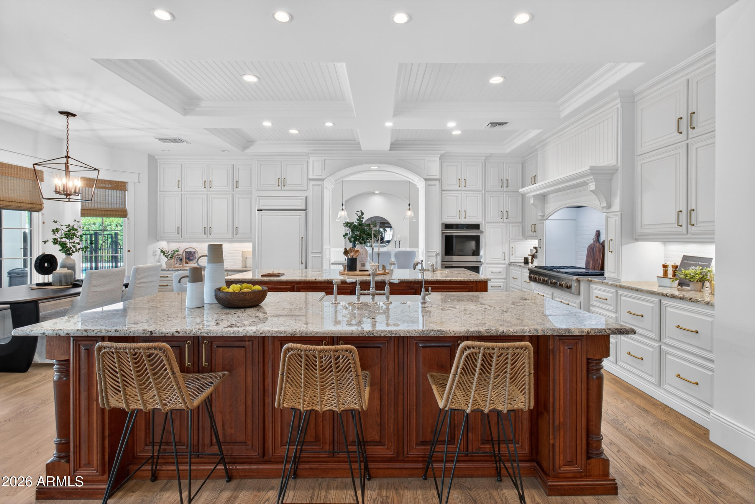 2677 E QUEEN CREEK Road