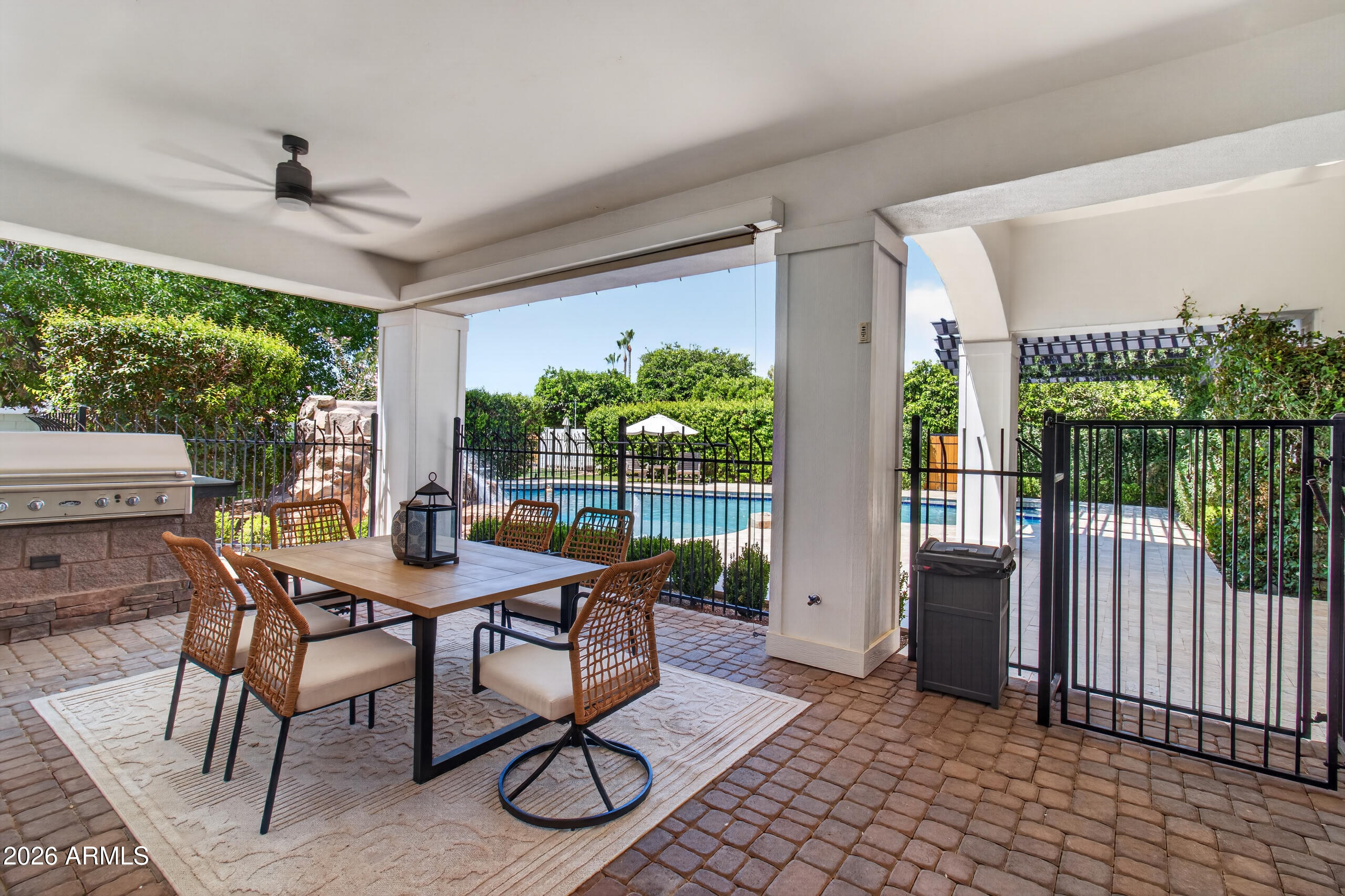 2677 E QUEEN CREEK Road
