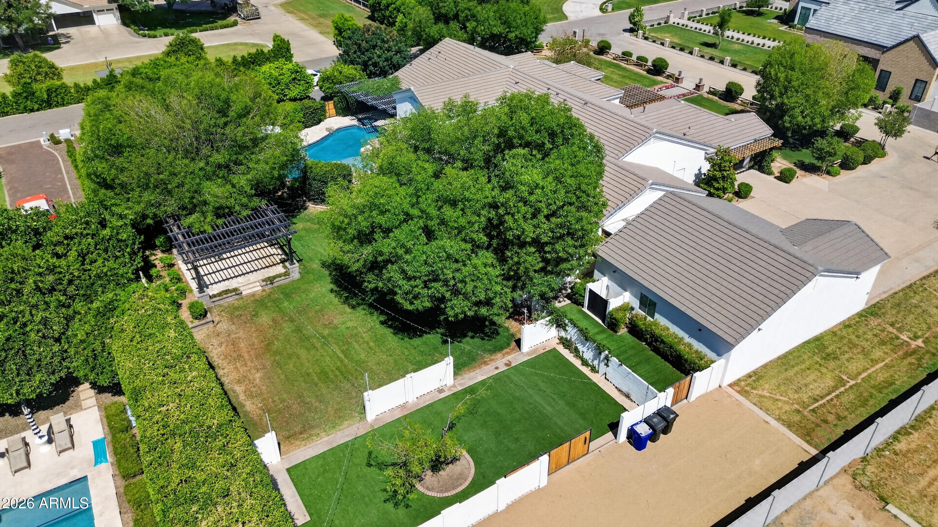 2677 E QUEEN CREEK Road