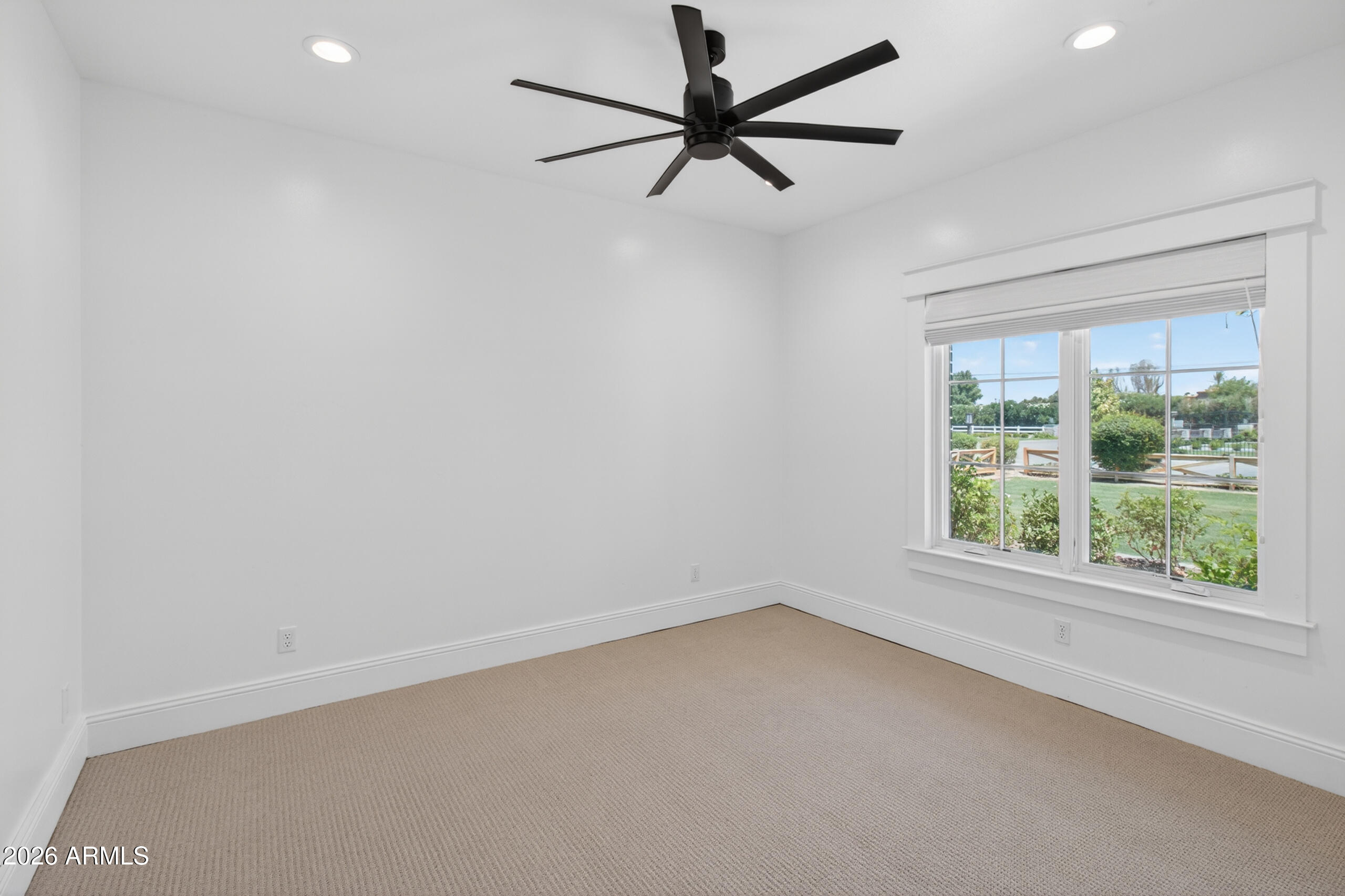 2677 E QUEEN CREEK Road
