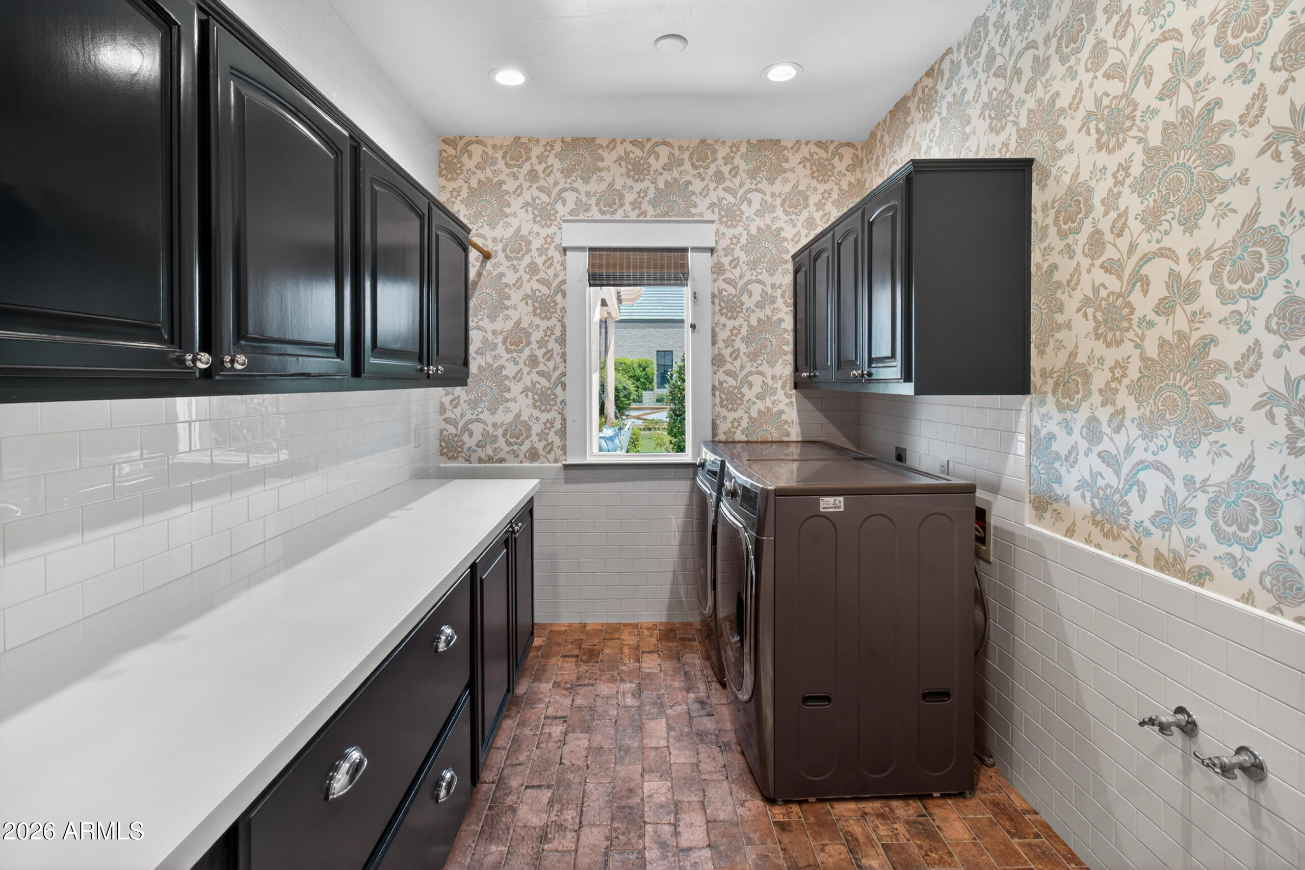 2677 E QUEEN CREEK Road