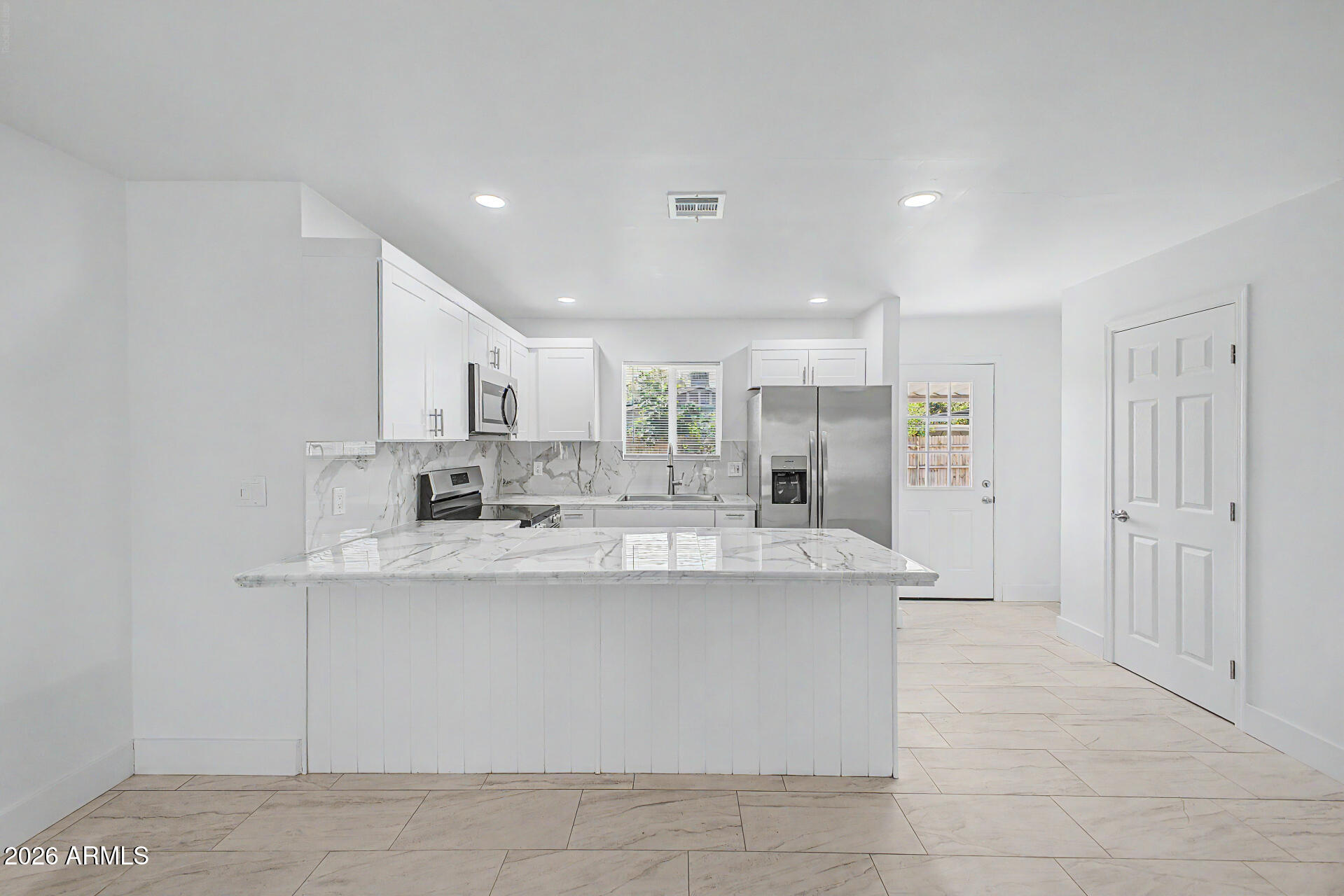 3253 W PORT AU PRINCE Lane