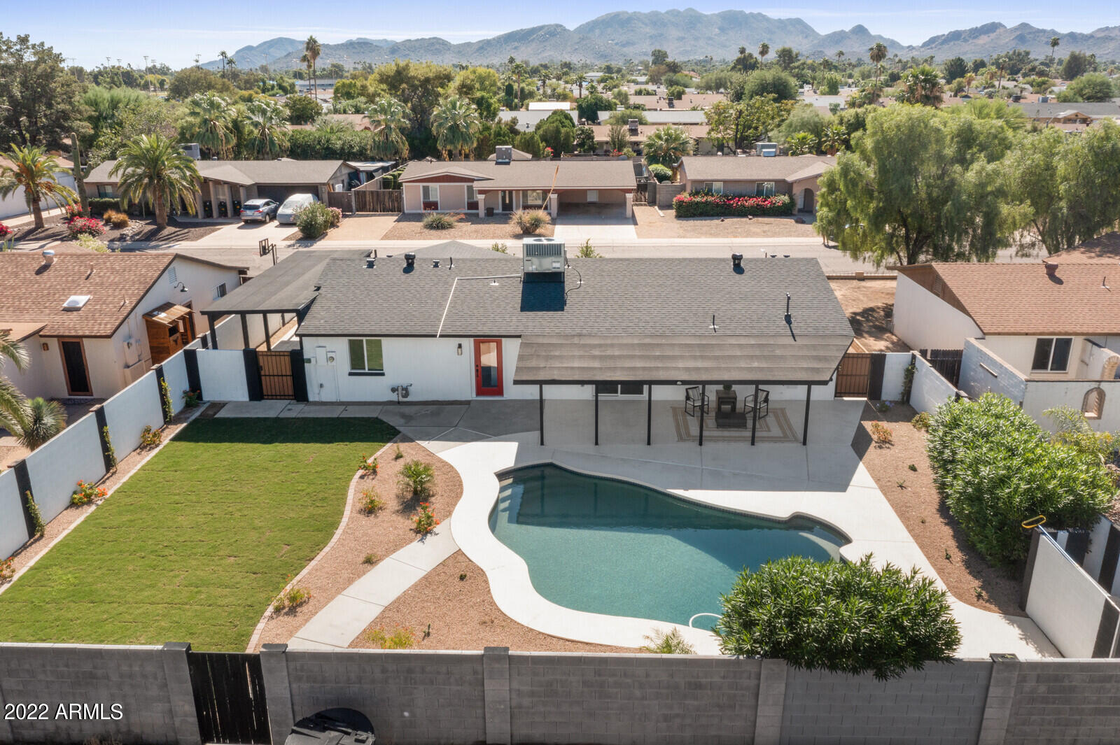 3440 E LAUREL Lane