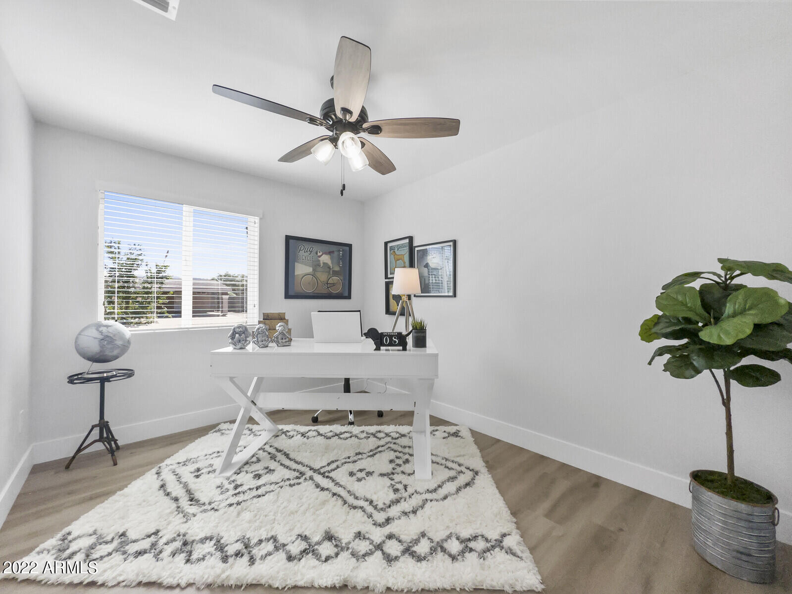 3440 E LAUREL Lane
