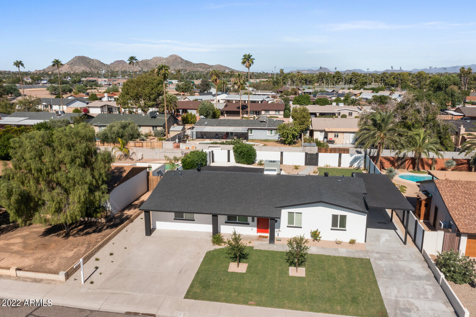 3440 E LAUREL Lane