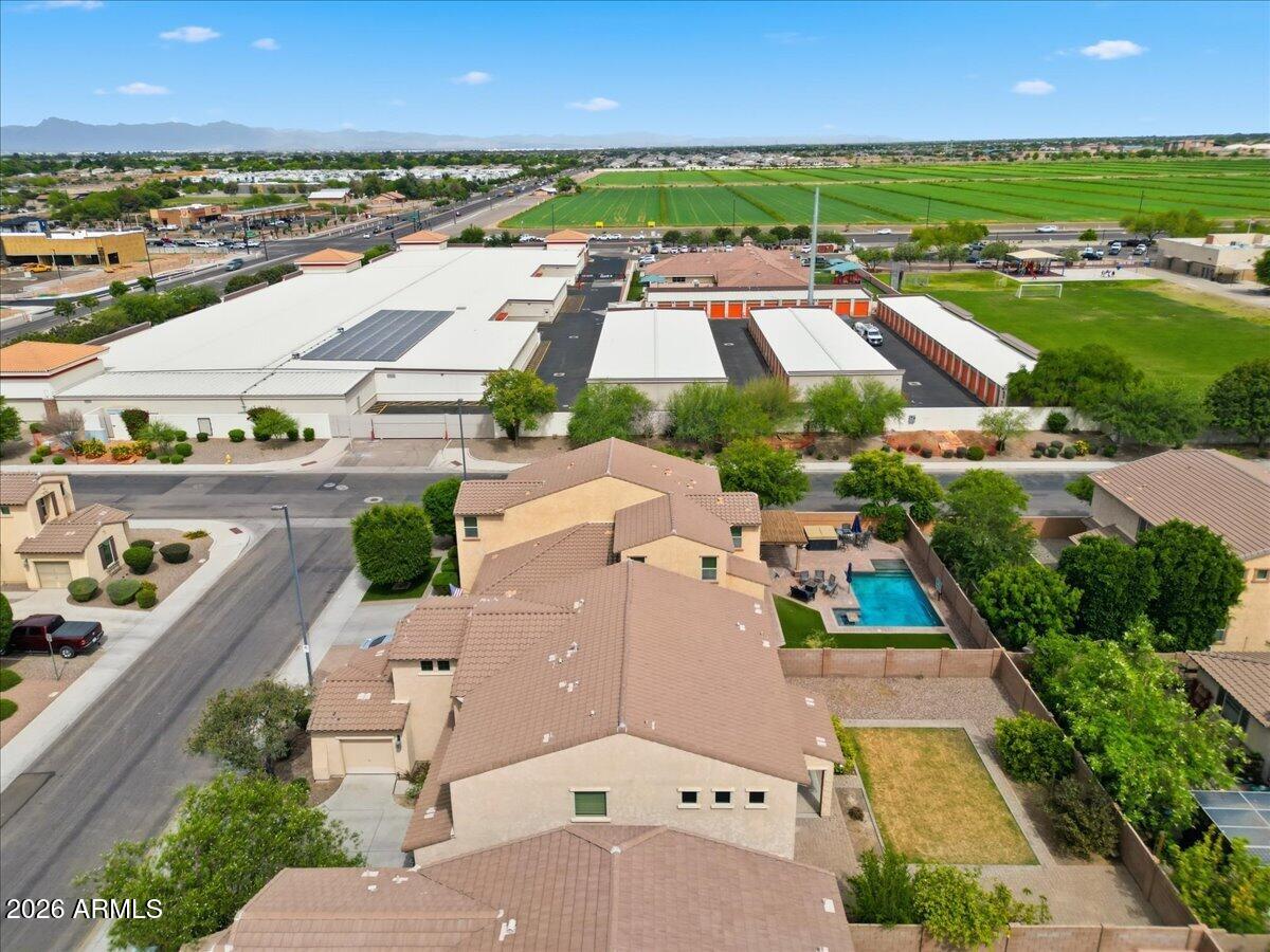 1471 E FLAMINGO Way
