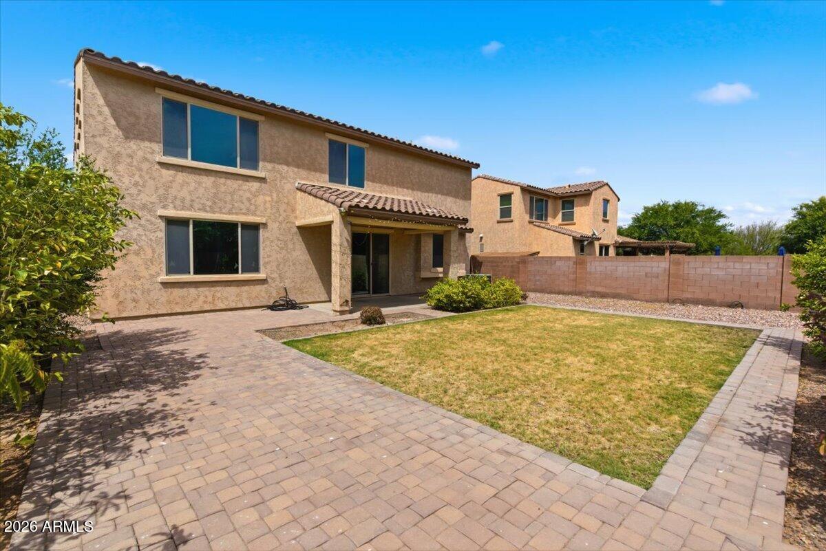 1471 E FLAMINGO Way