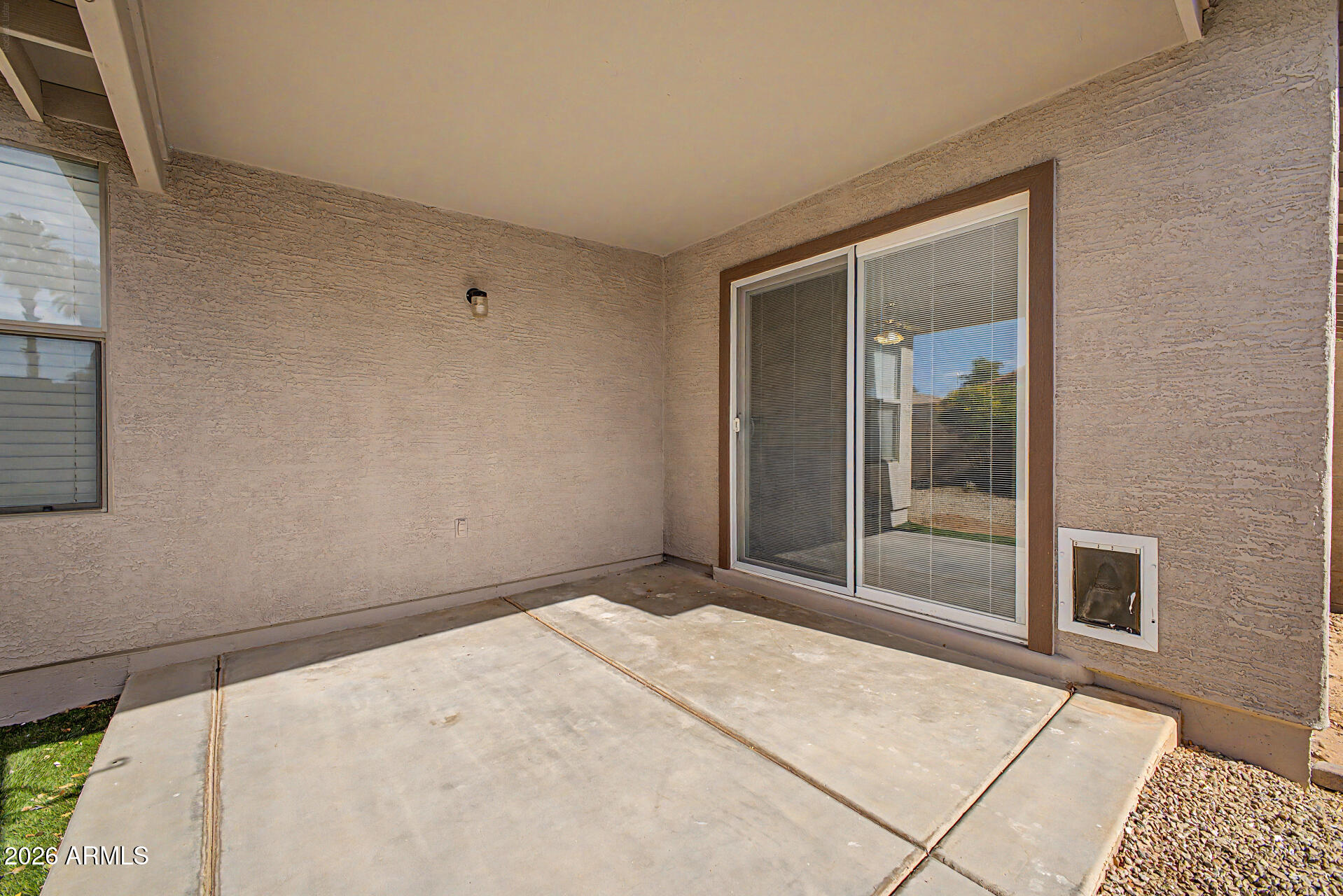 42322 W OAKLAND Drive