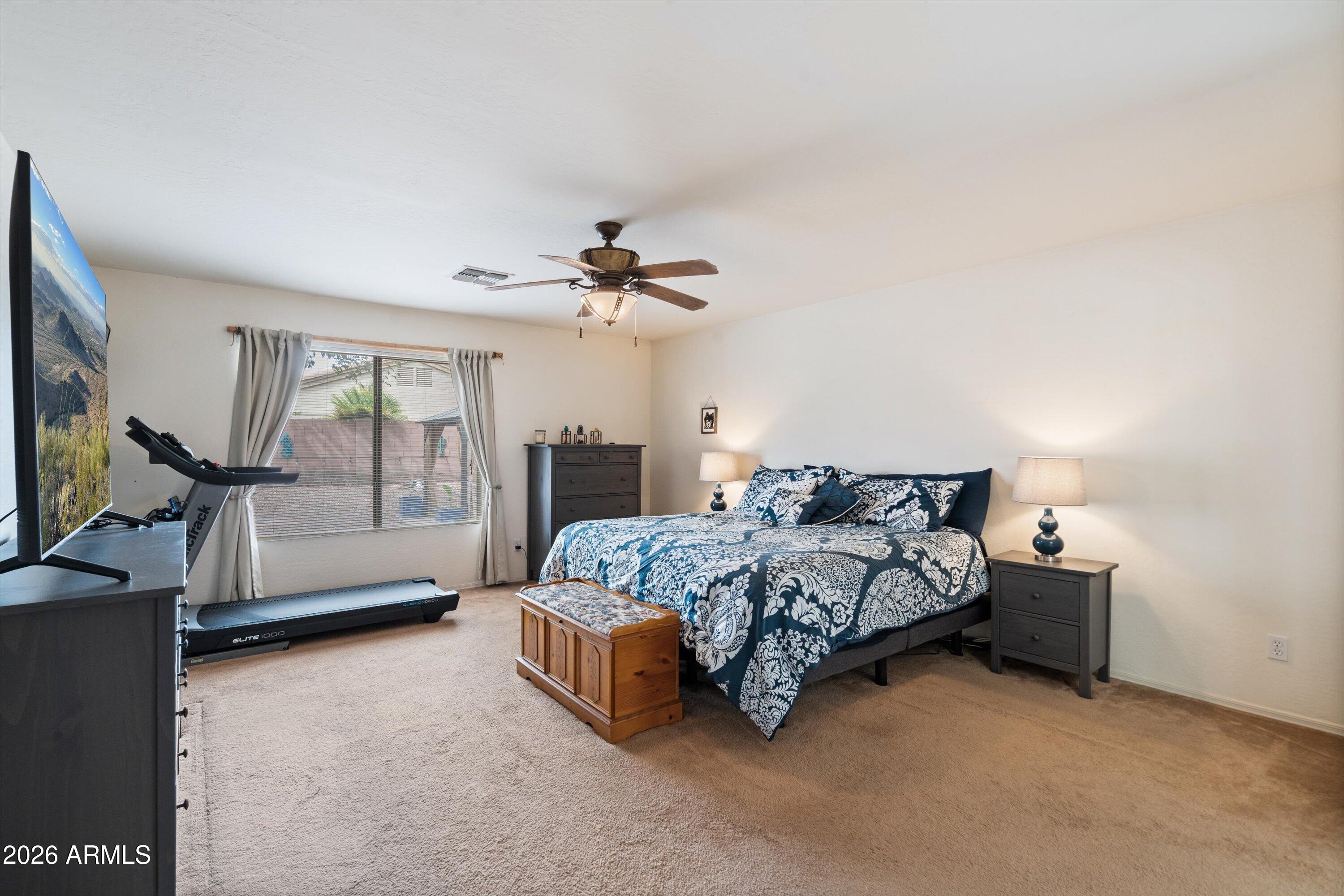 566 W COBBLESTONE Court