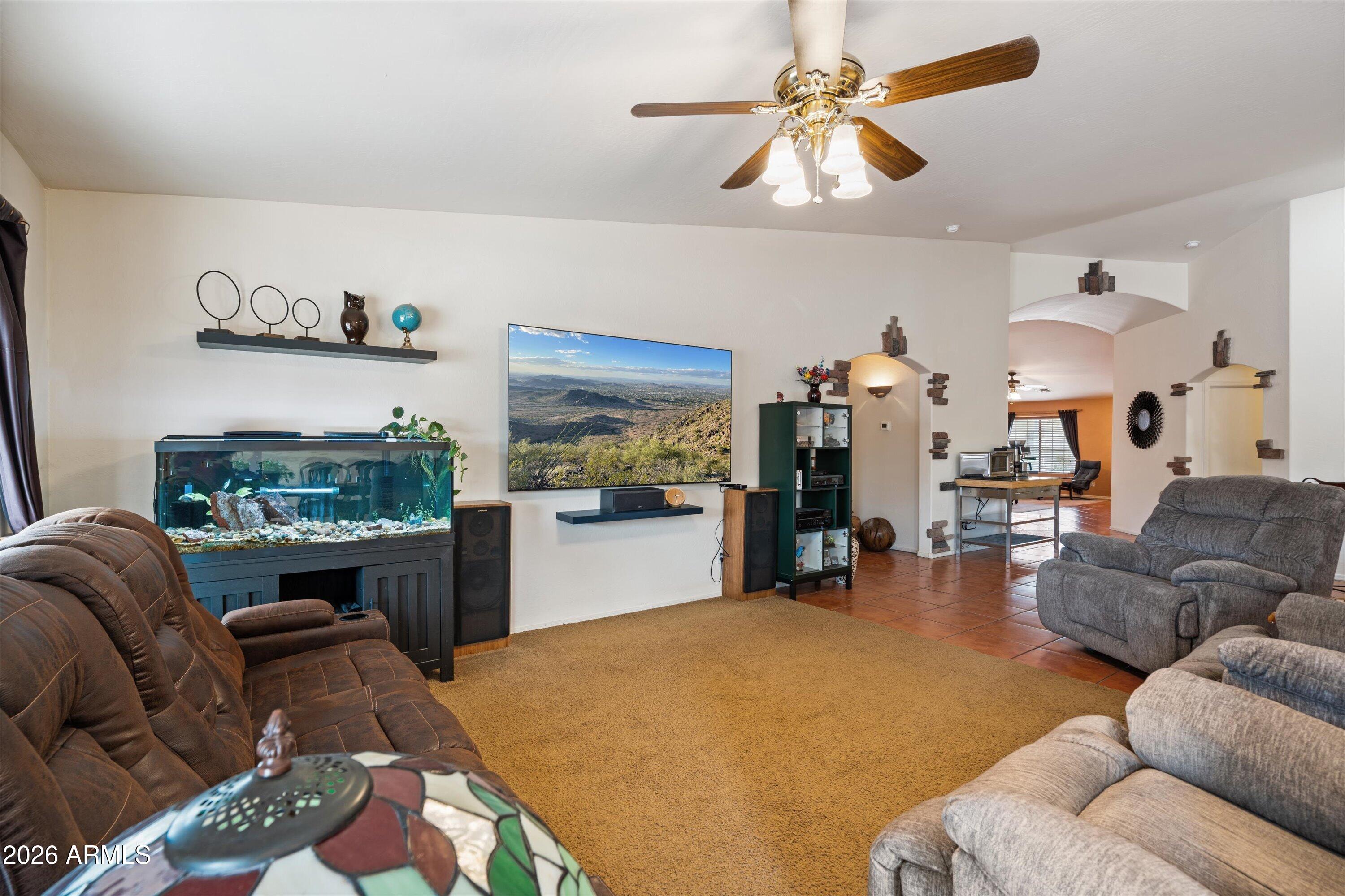 566 W COBBLESTONE Court