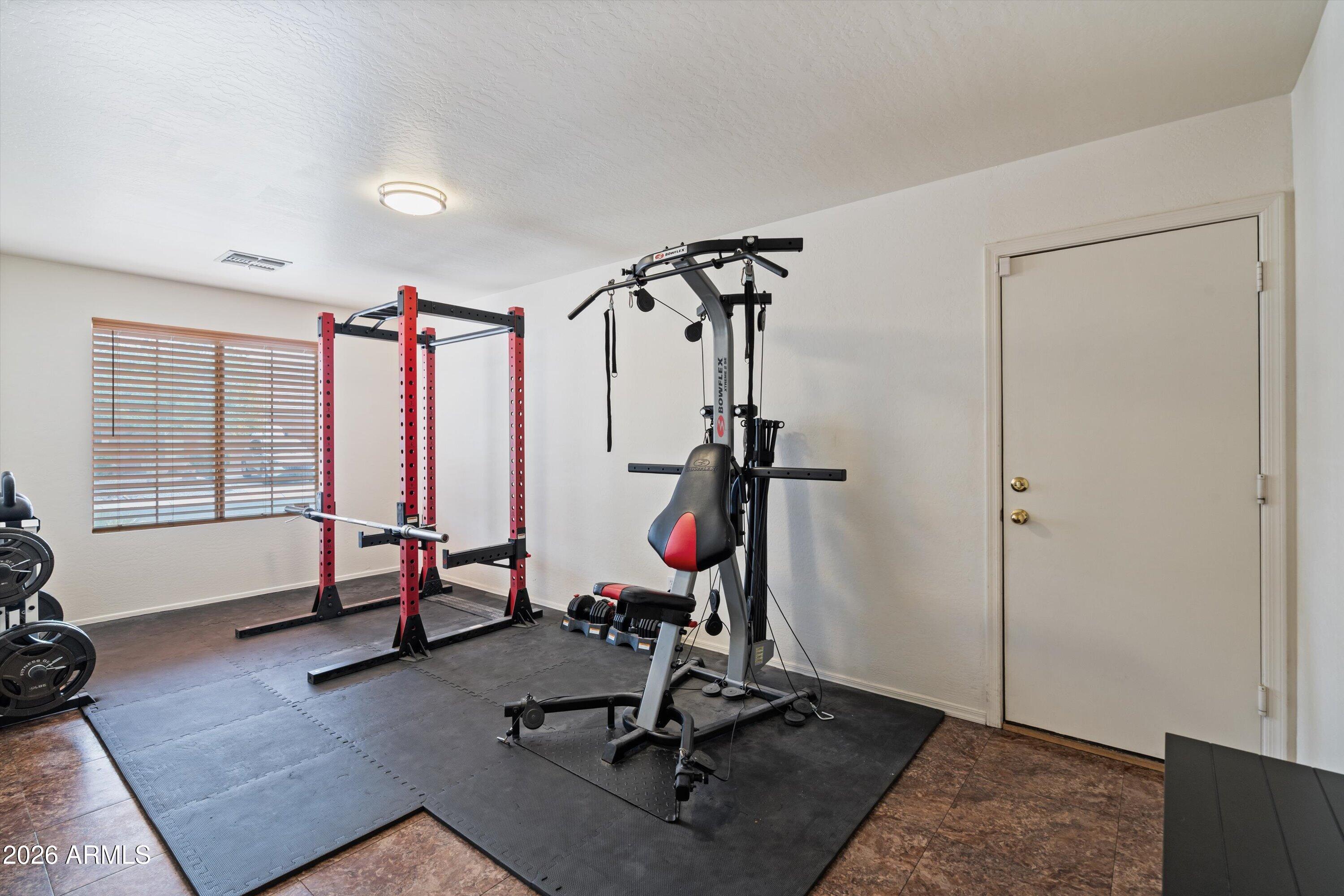 566 W COBBLESTONE Court