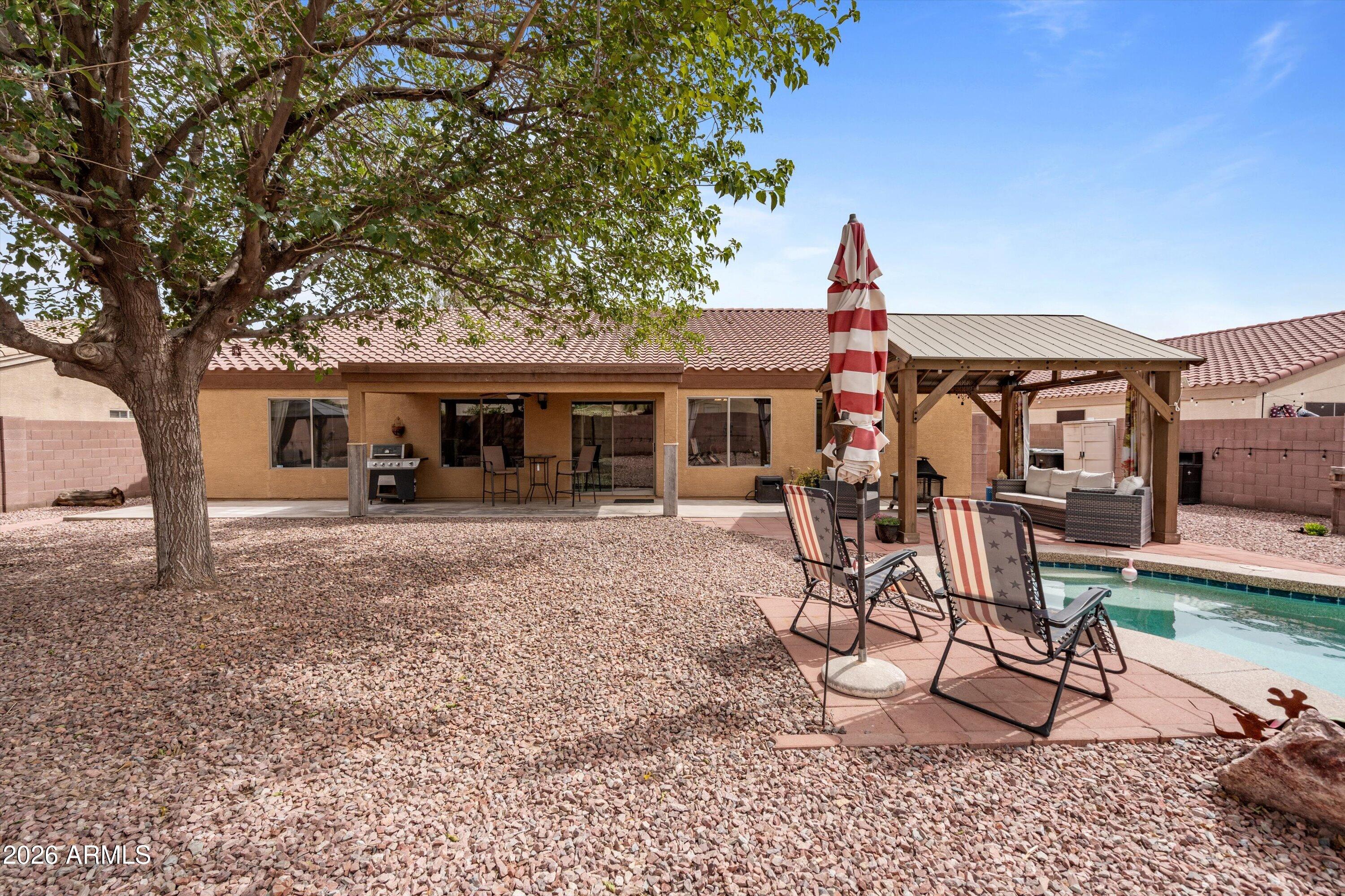 566 W COBBLESTONE Court