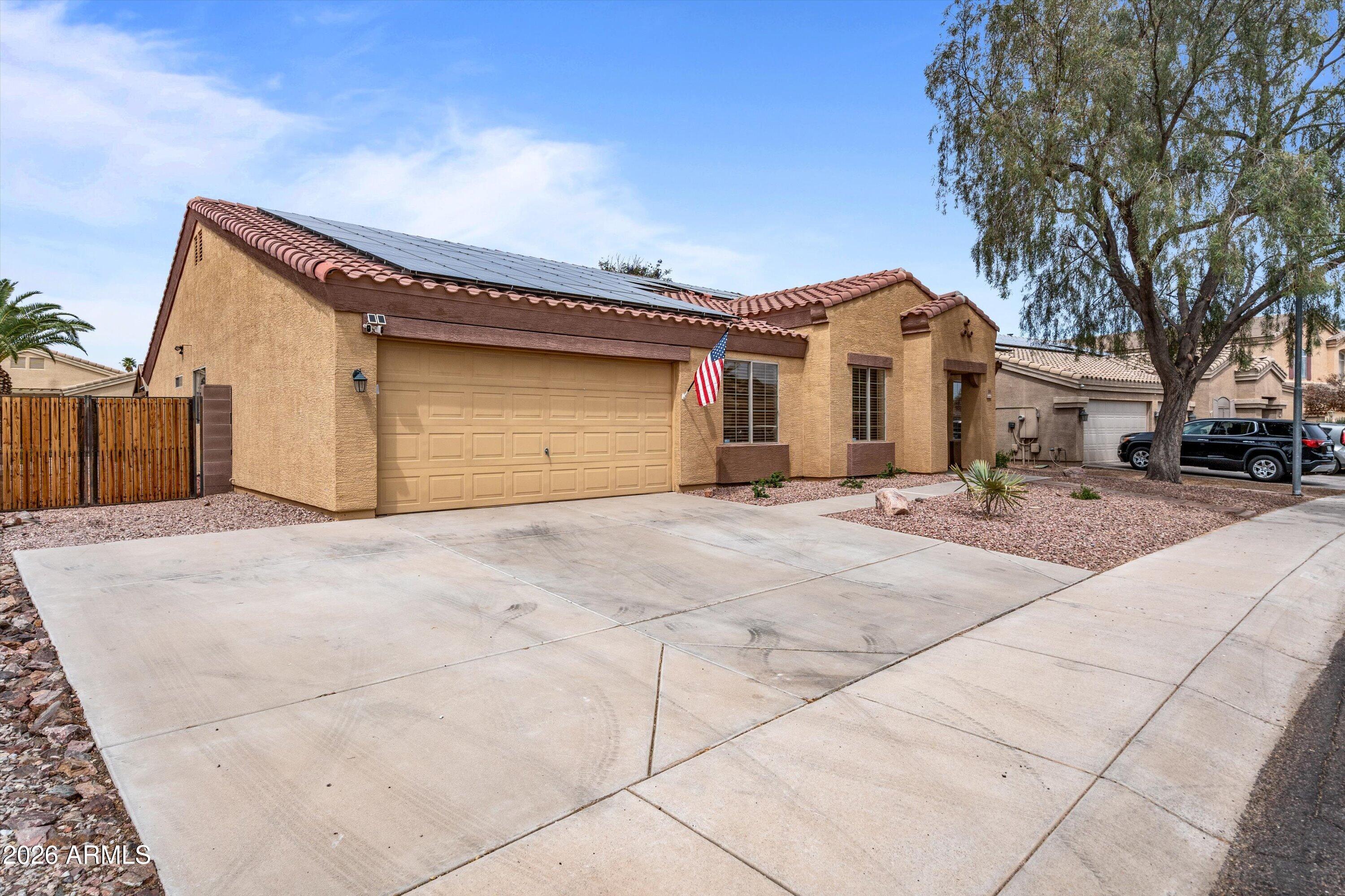 566 W COBBLESTONE Court