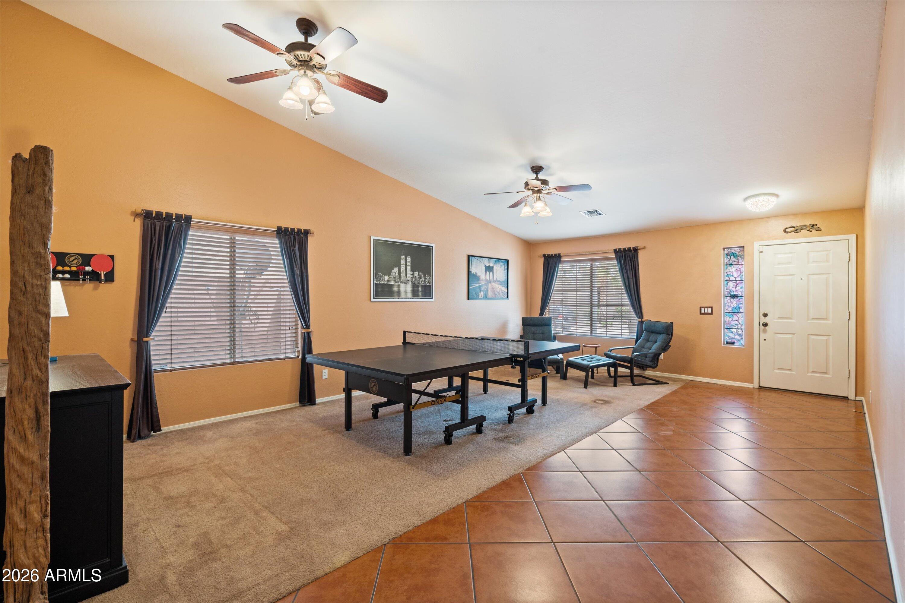 566 W COBBLESTONE Court