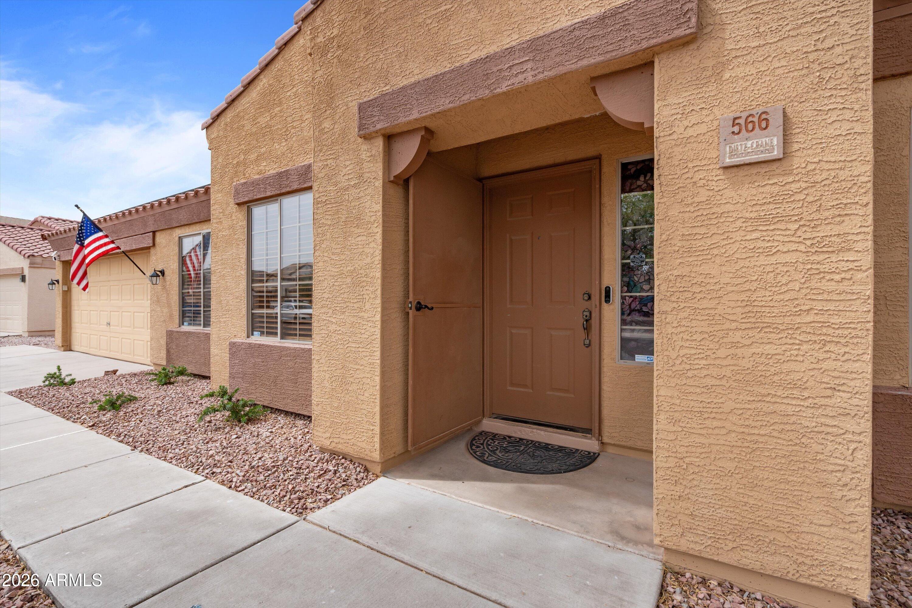 566 W COBBLESTONE Court