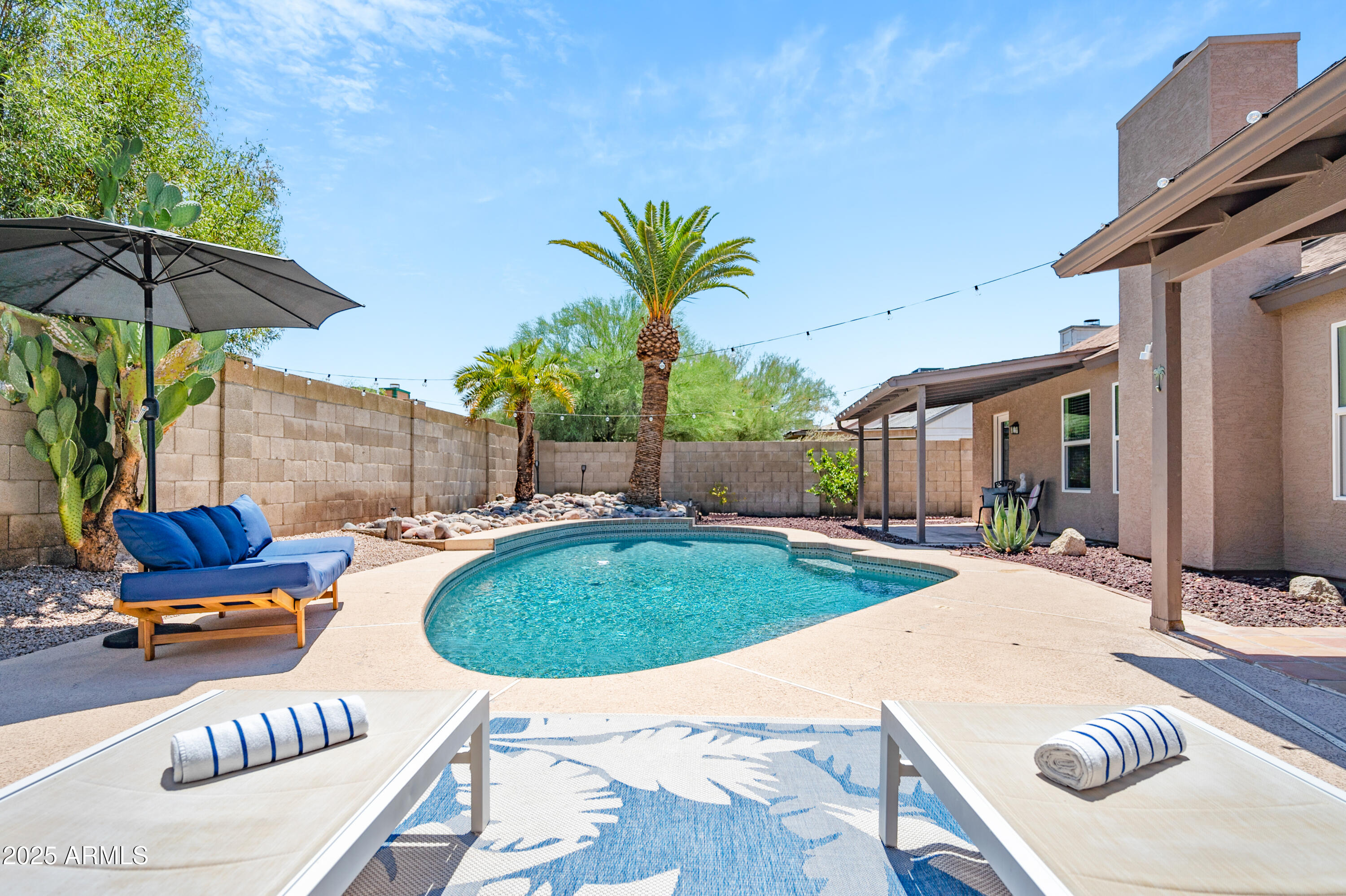 3658 W CINDY Street