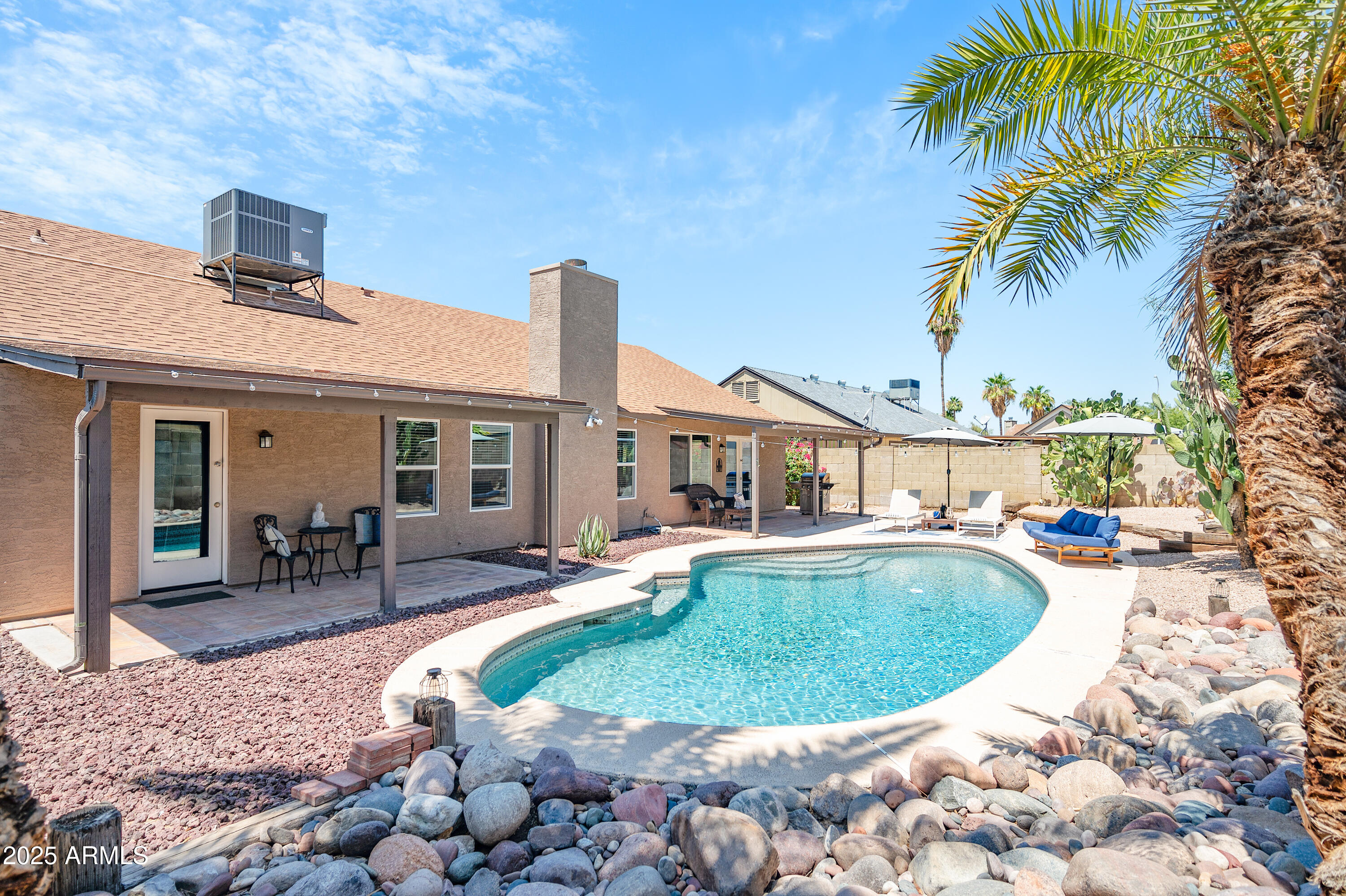 3658 W CINDY Street