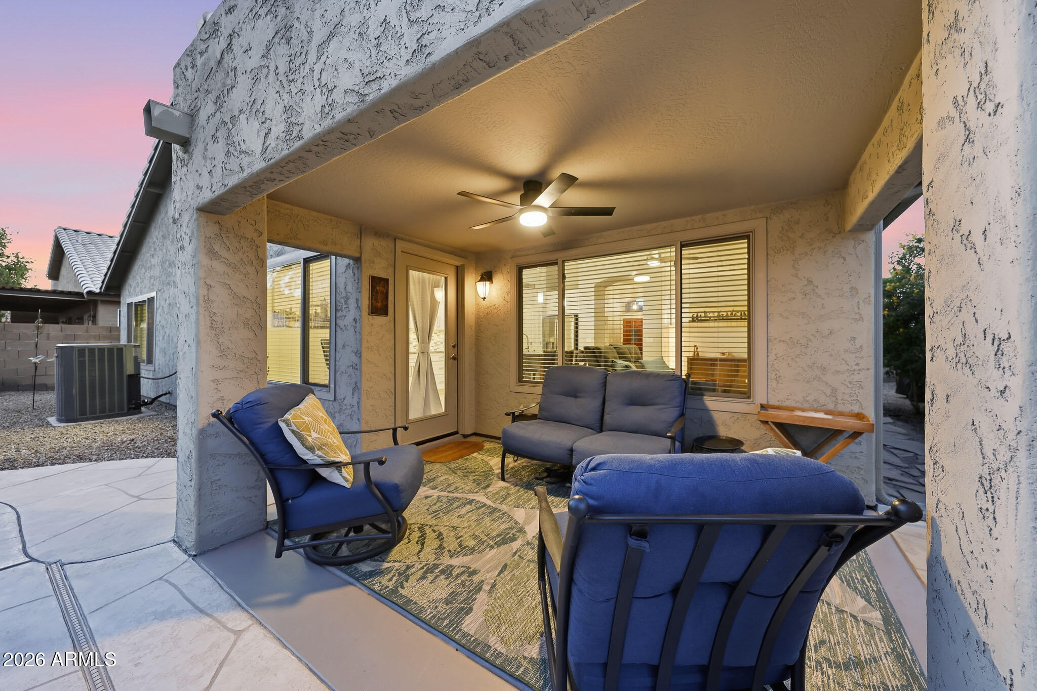 6619 W LOUISE Drive