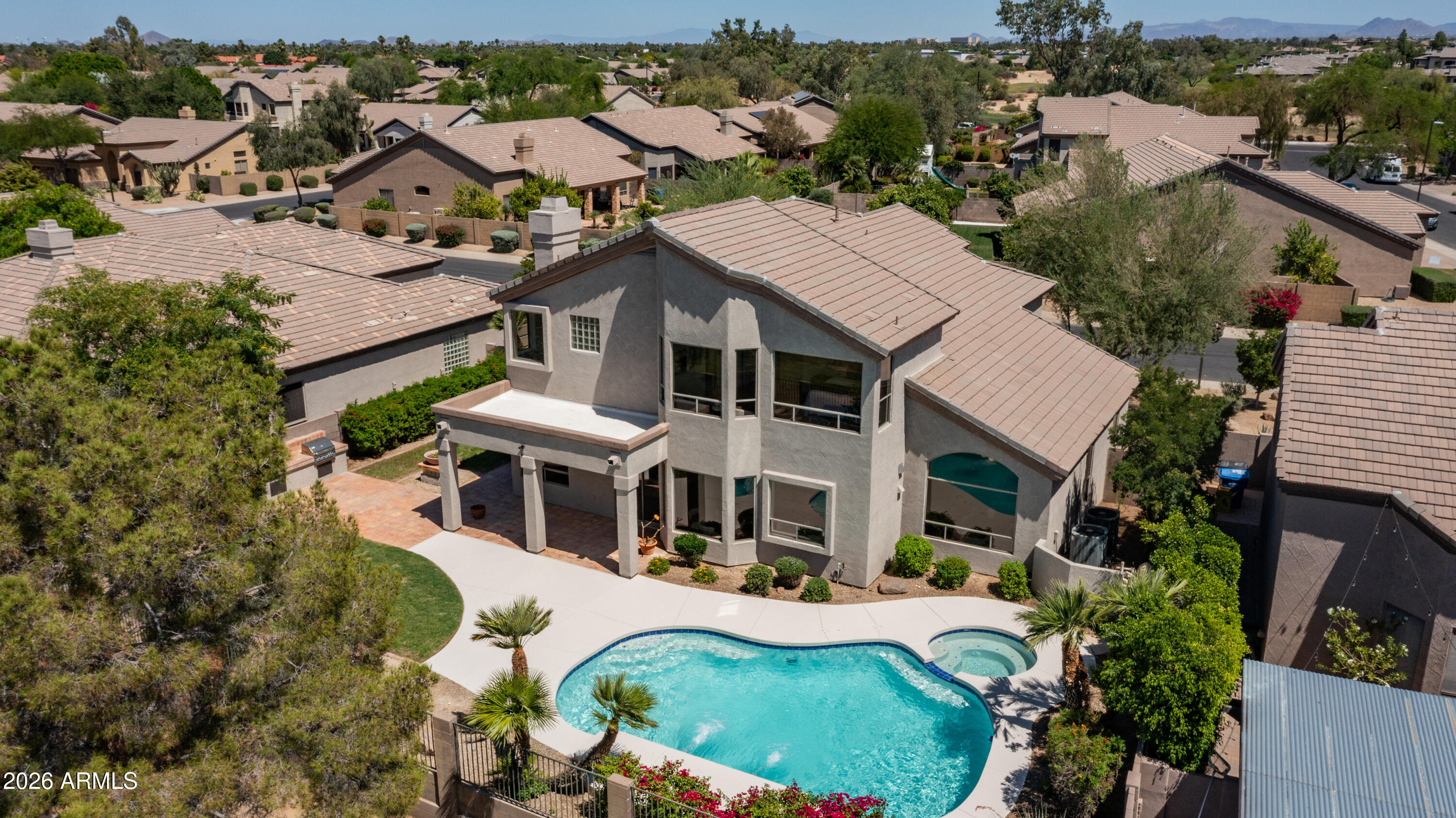 6639 E GELDING Drive